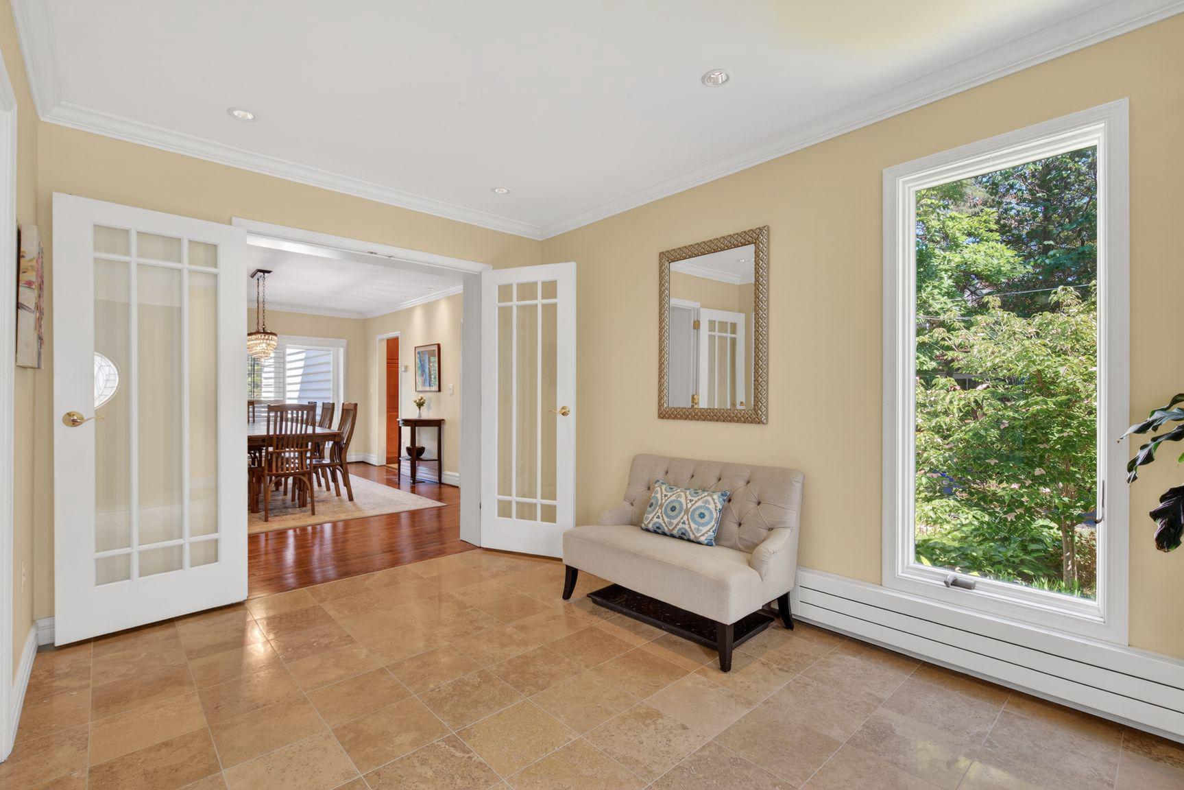 PINECREST - Residential