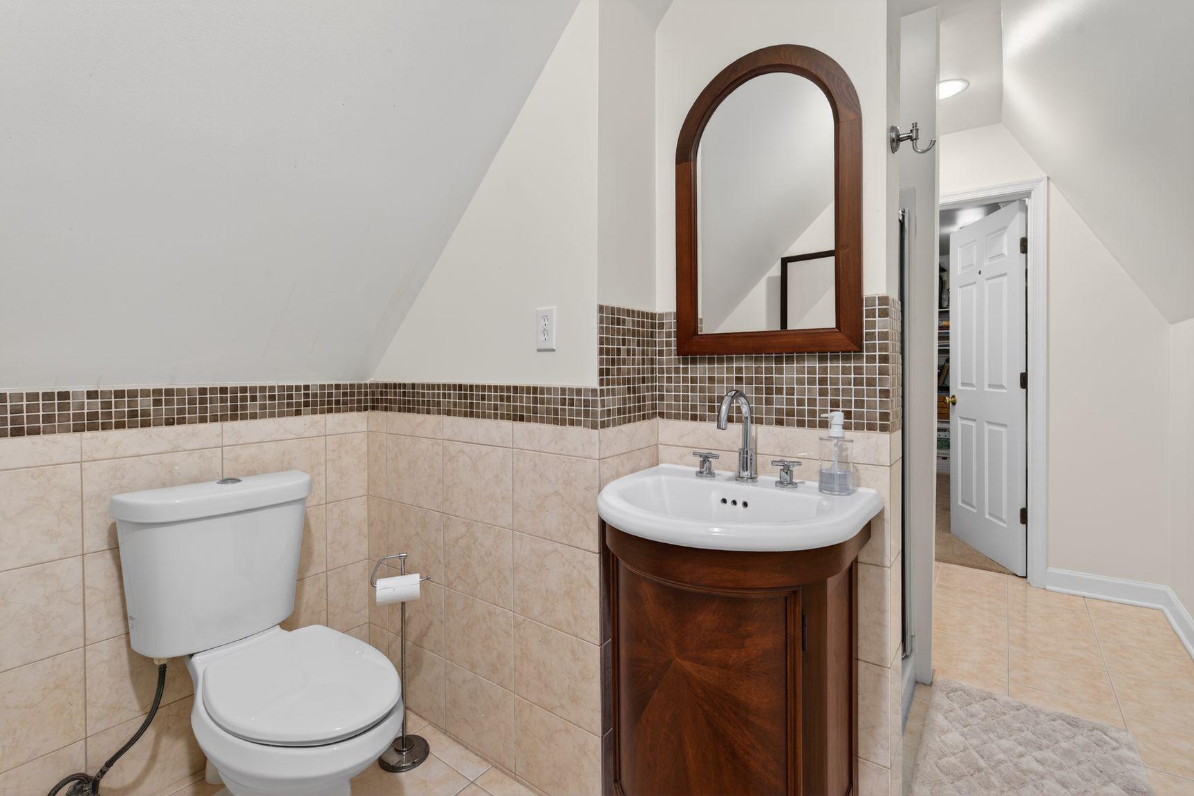 PINECREST - Residential