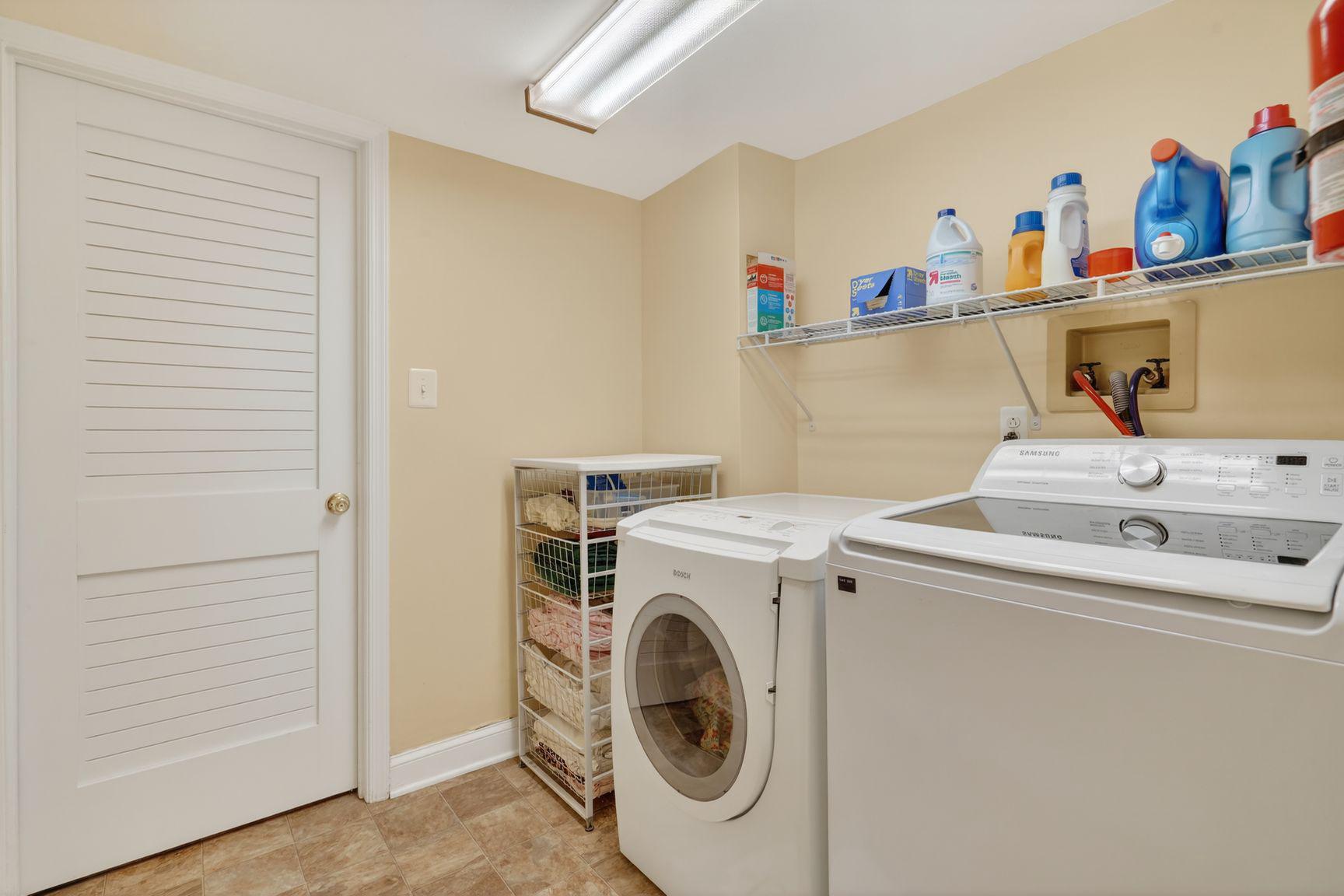 PINECREST - Residential