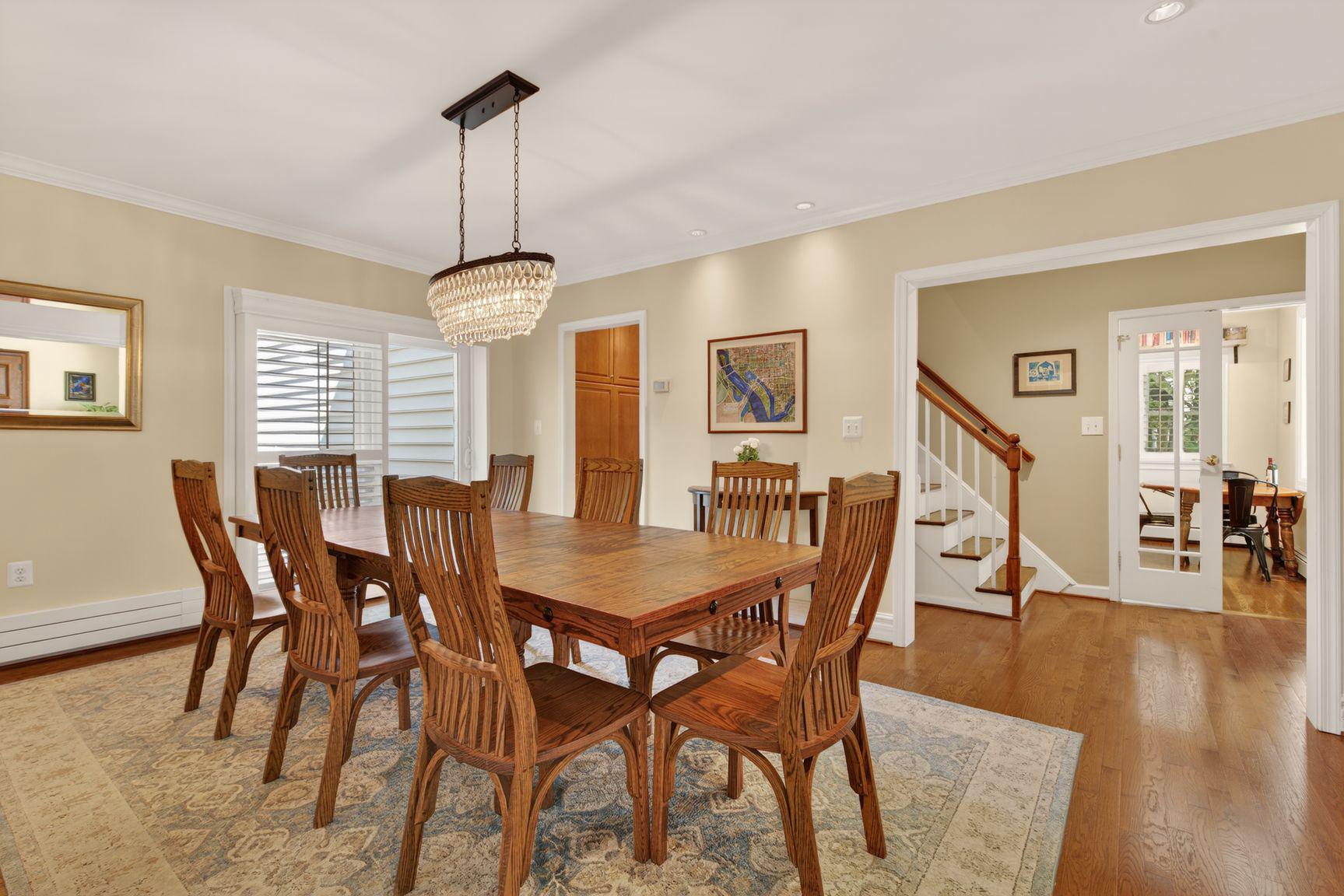 PINECREST - Residential