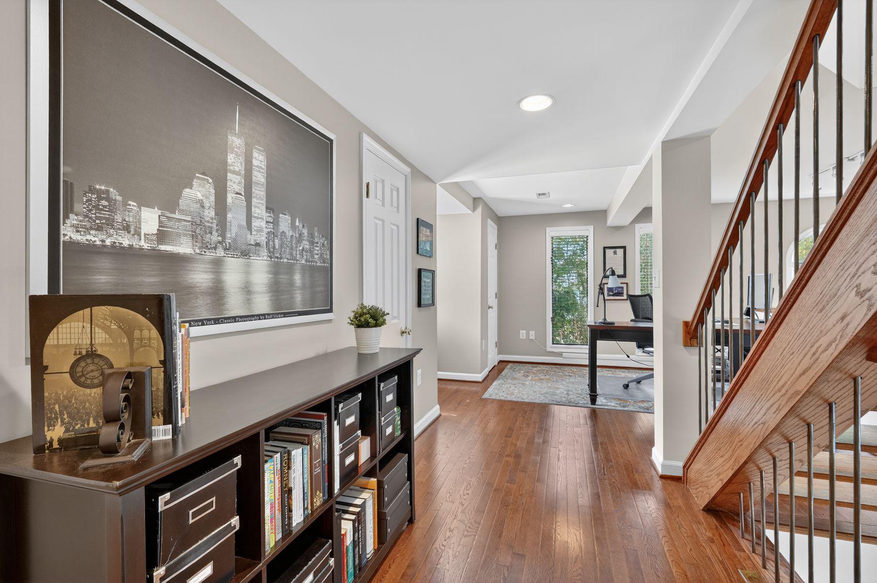 PINECREST - Residential