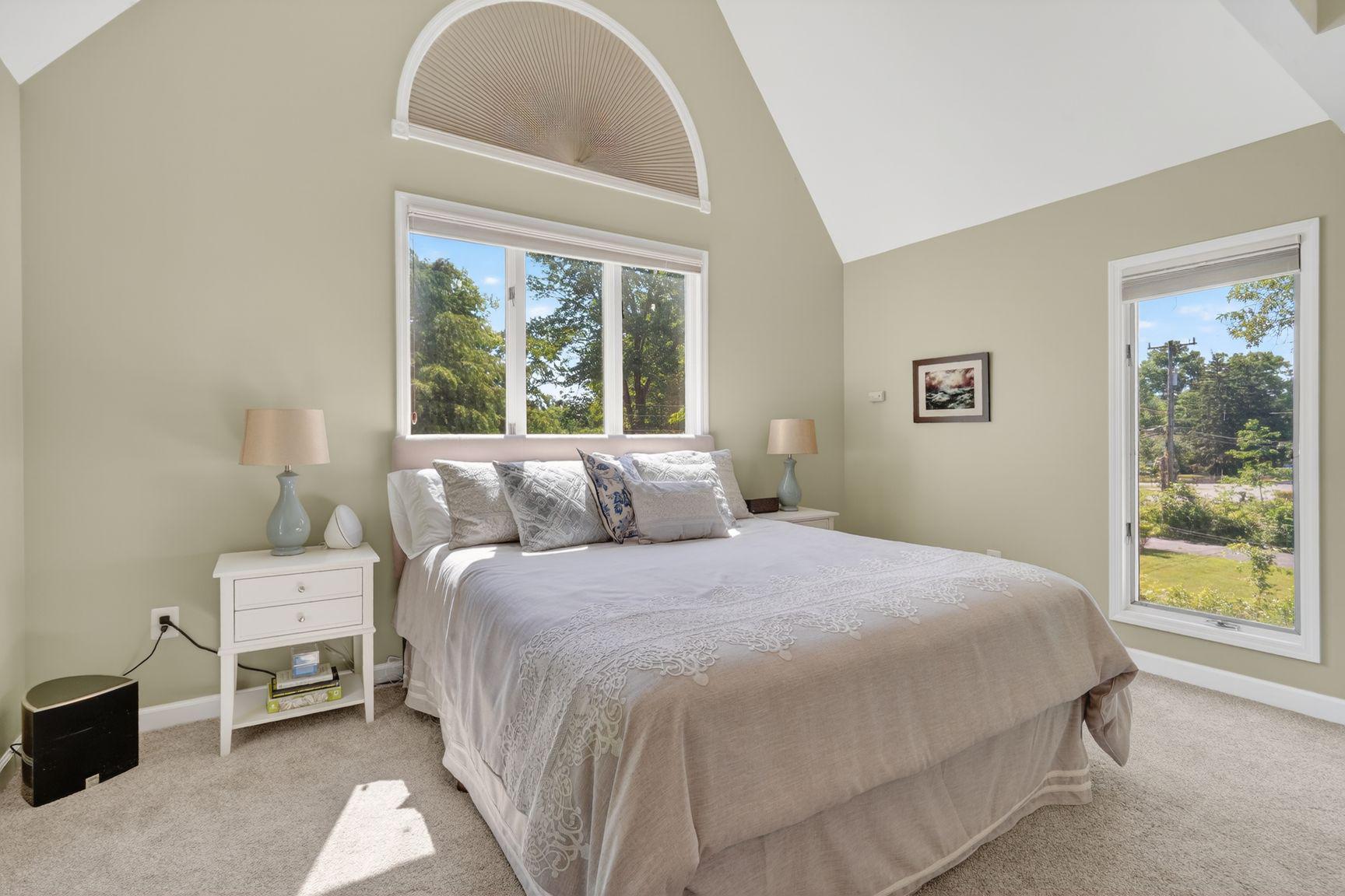 PINECREST - Residential