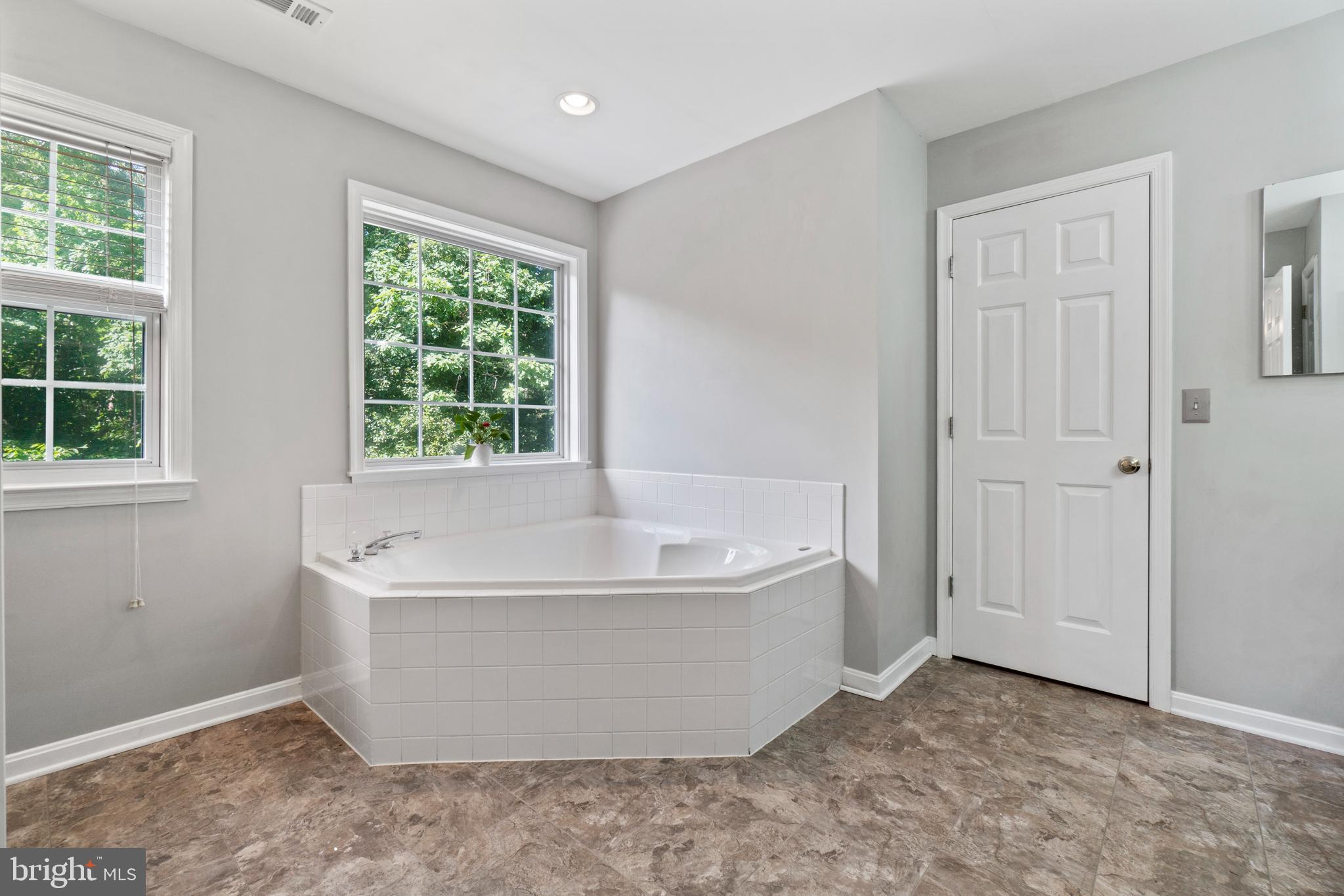 AUTUMN RIDGE - Residential