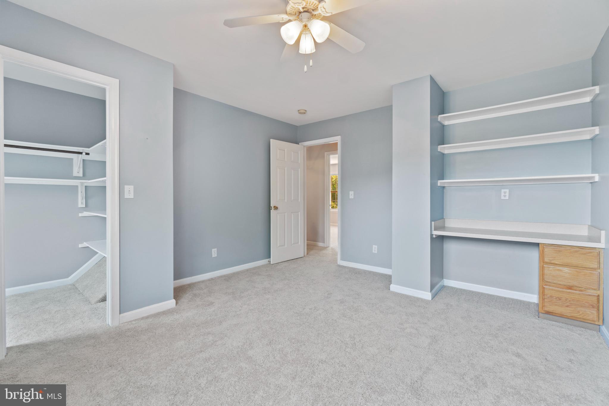 AUTUMN RIDGE - Residential