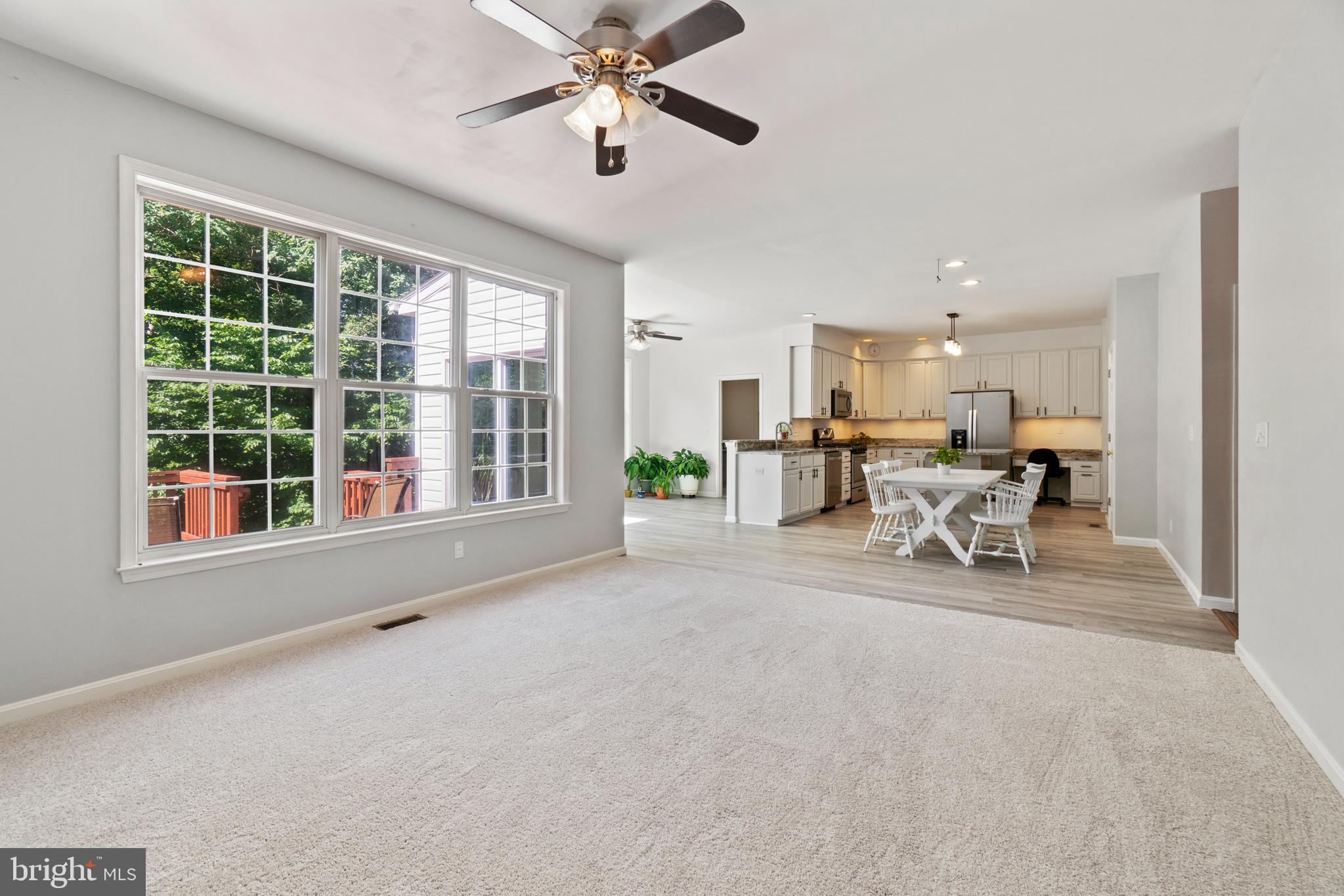 AUTUMN RIDGE - Residential