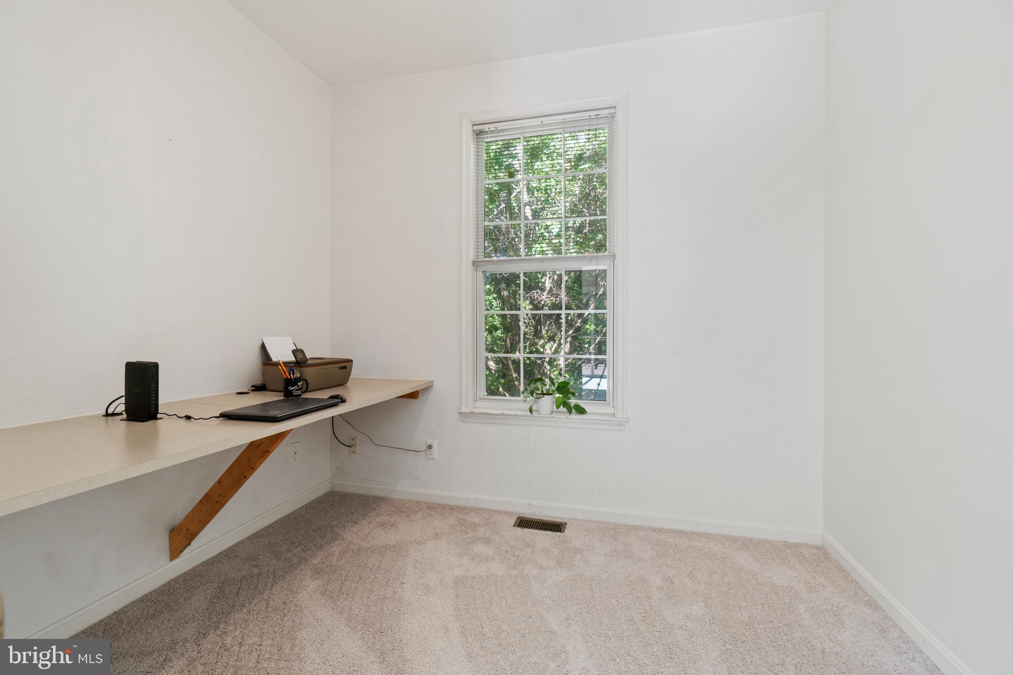 AUTUMN RIDGE - Residential