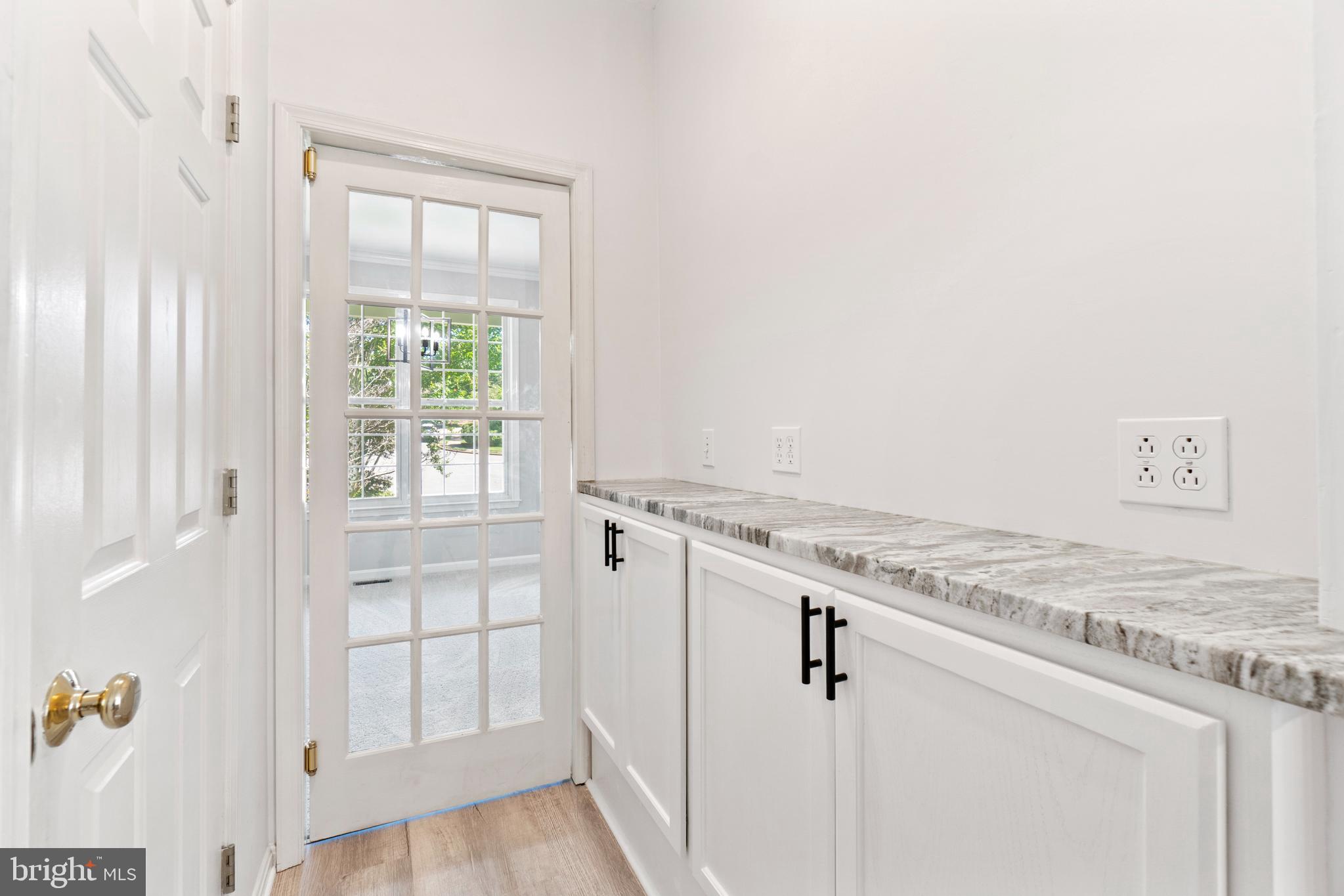 AUTUMN RIDGE - Residential