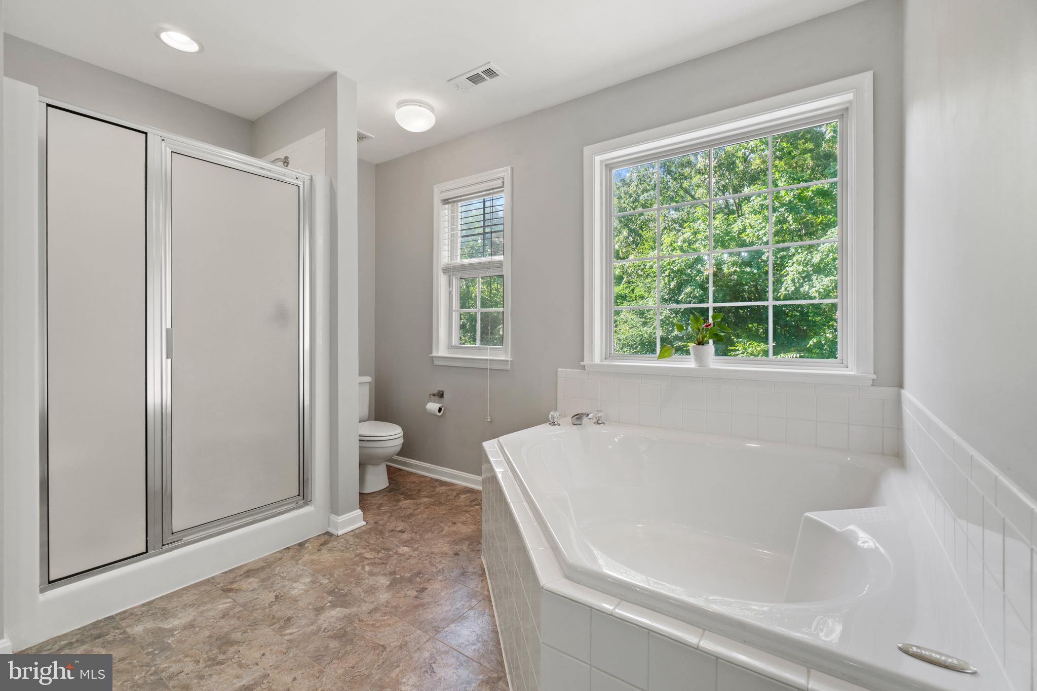 AUTUMN RIDGE - Residential