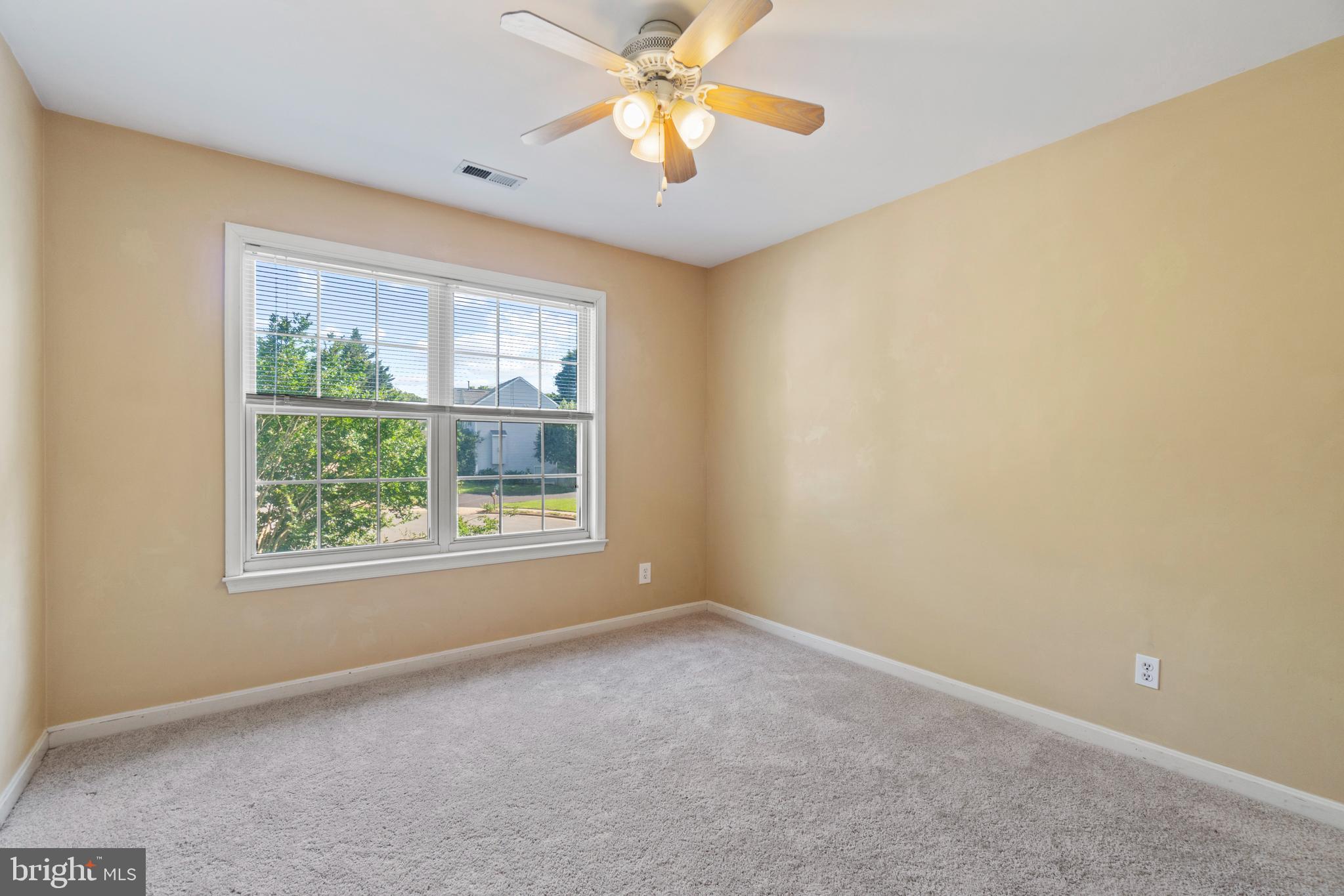 AUTUMN RIDGE - Residential