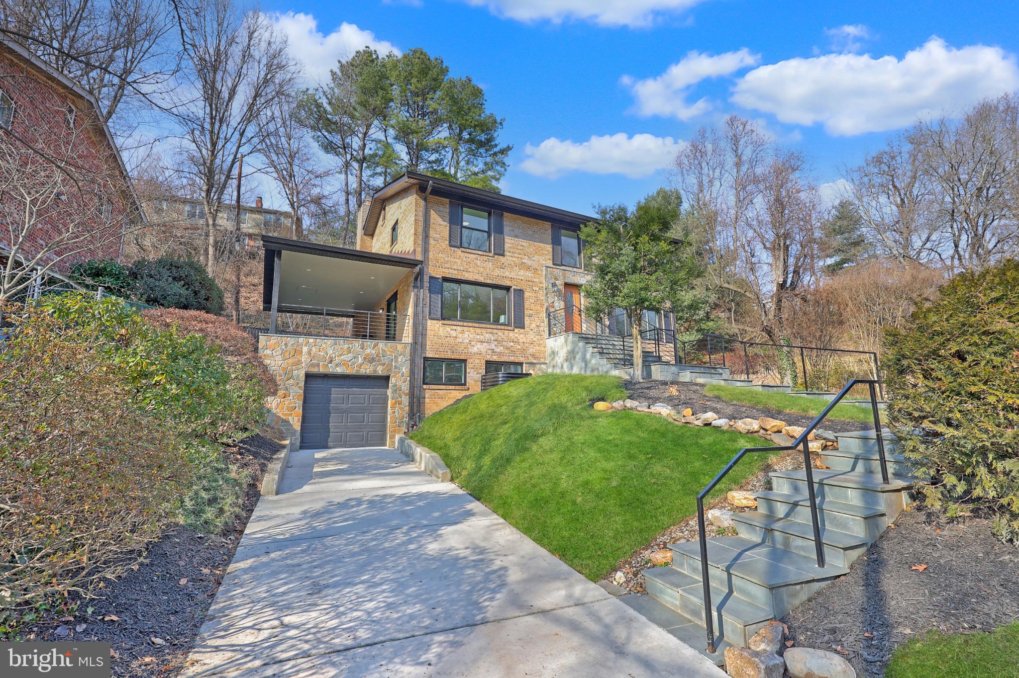 4248 NW BLAGDEN AVENUE NW