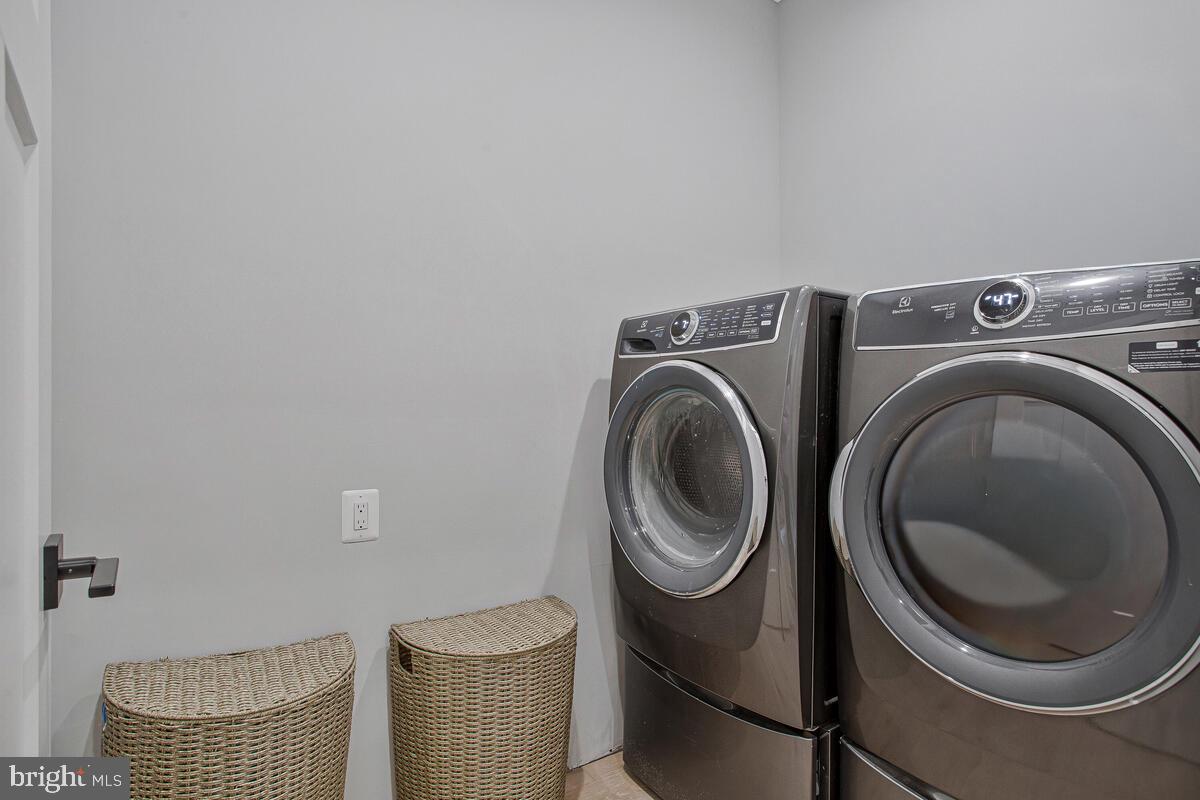 GLEBE HEIGHTS - Residential