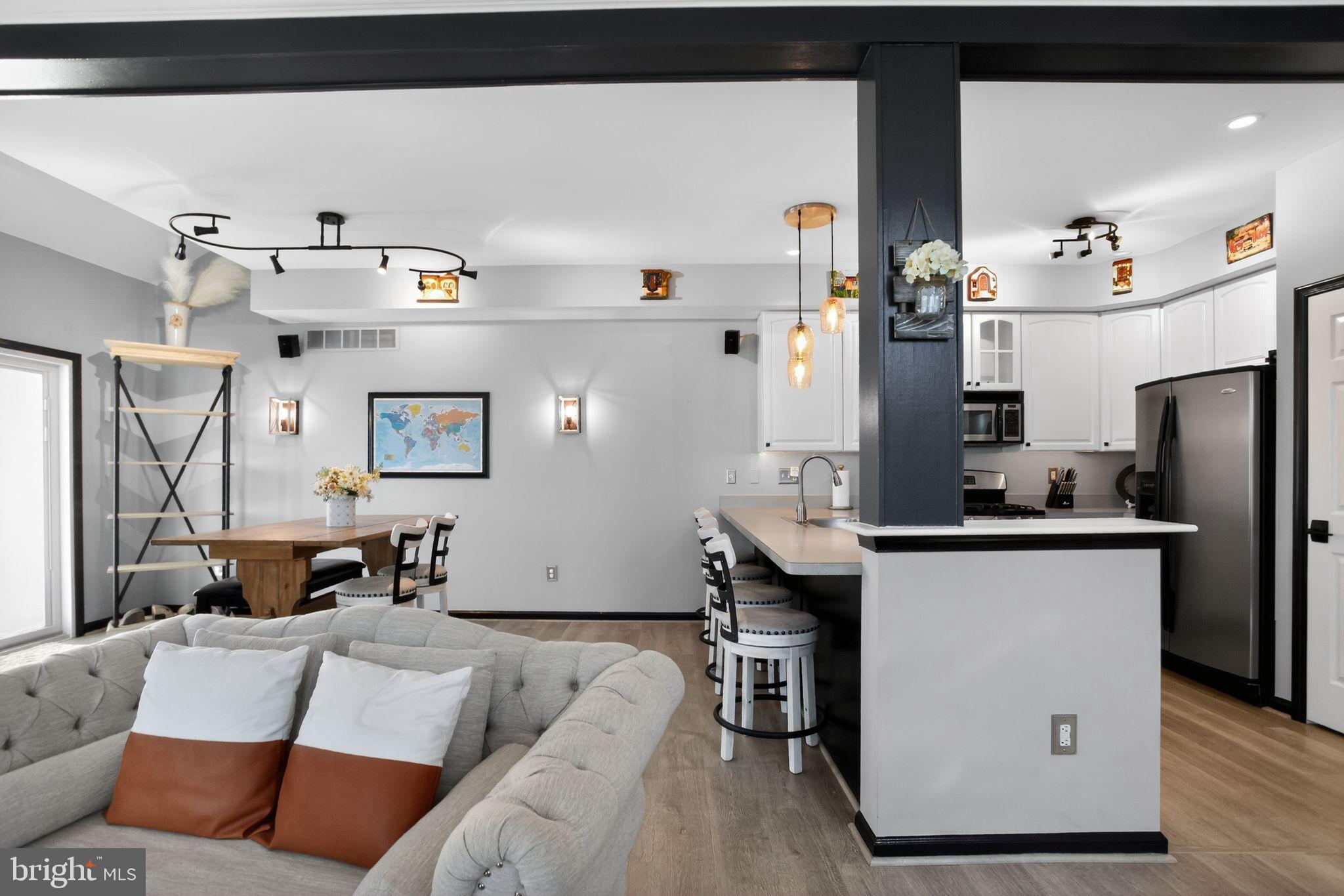 BELLE AIRE - Residential