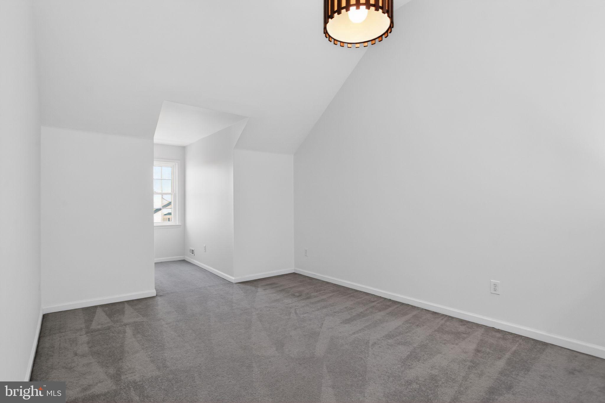 BELLE AIRE - Residential