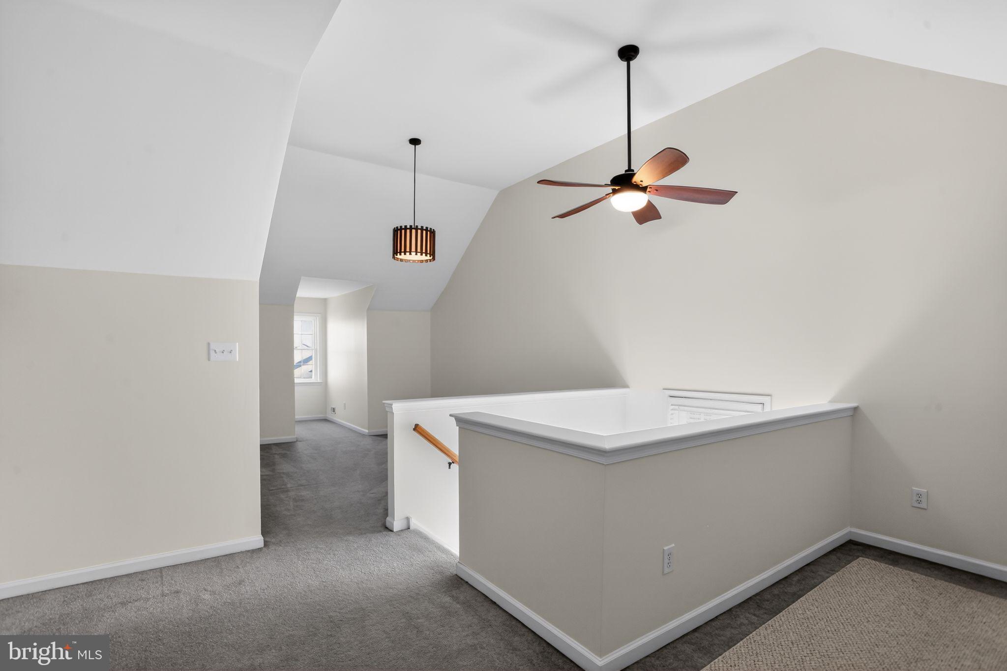 BELLE AIRE - Residential