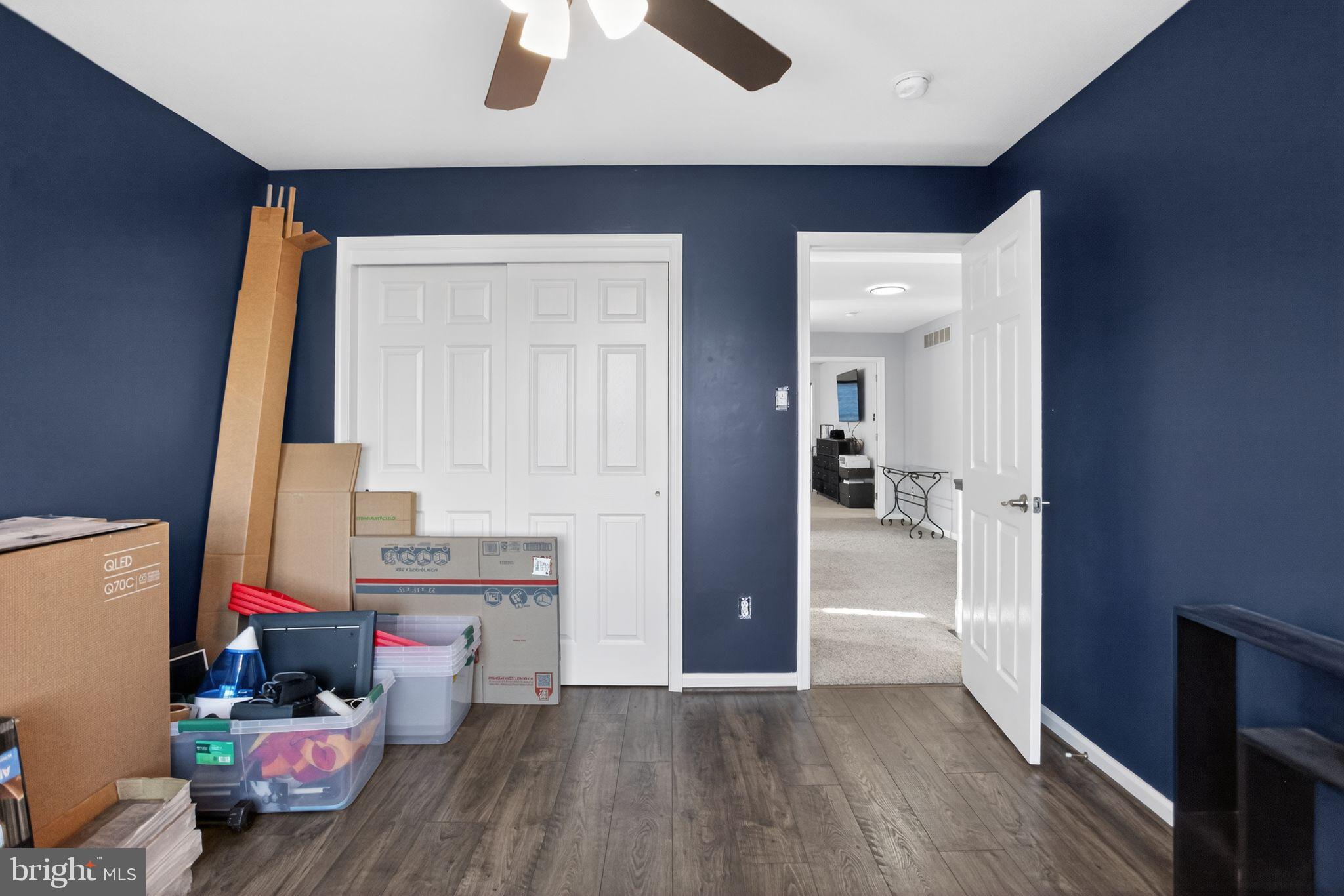 BELLE AIRE - Residential