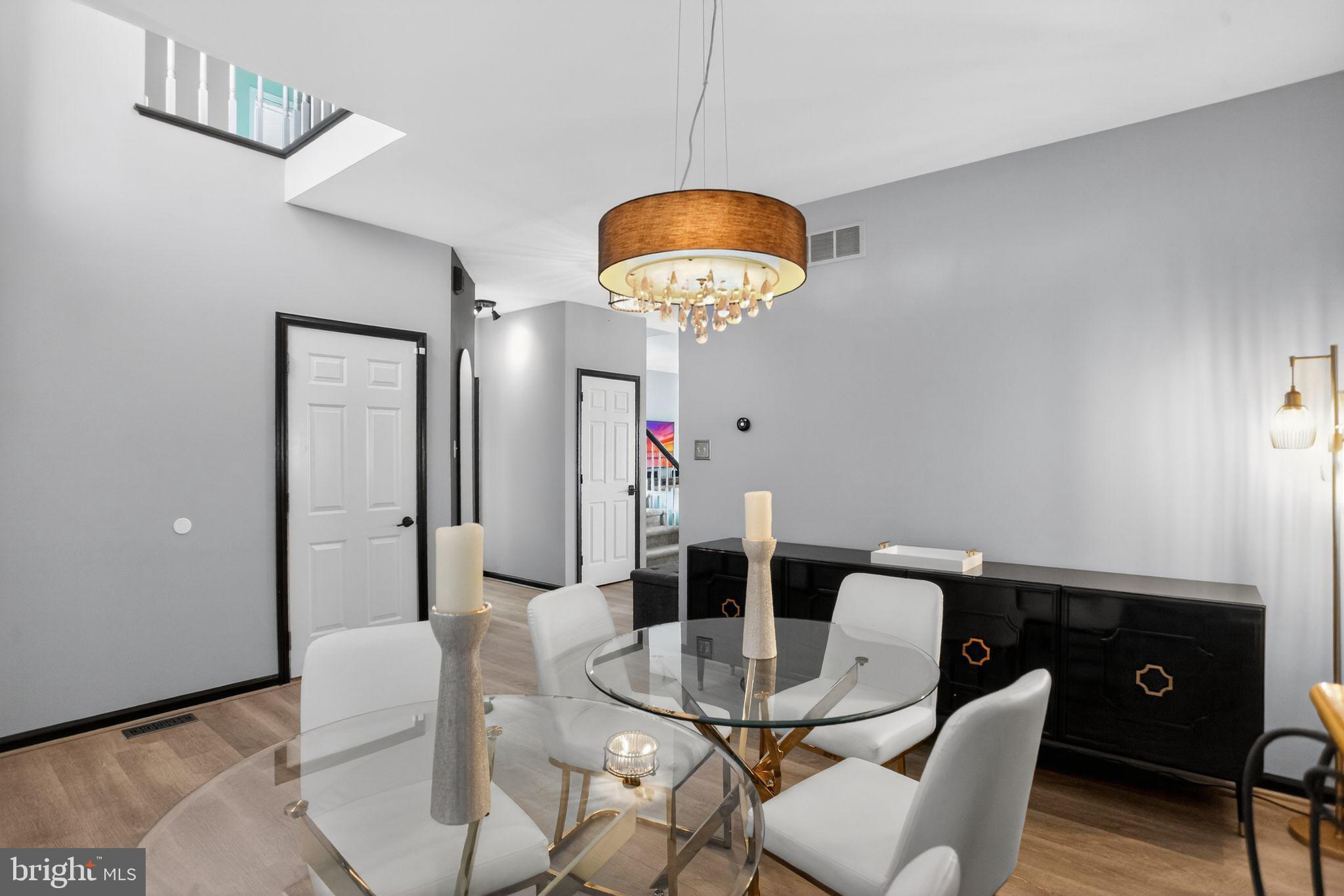 BELLE AIRE - Residential