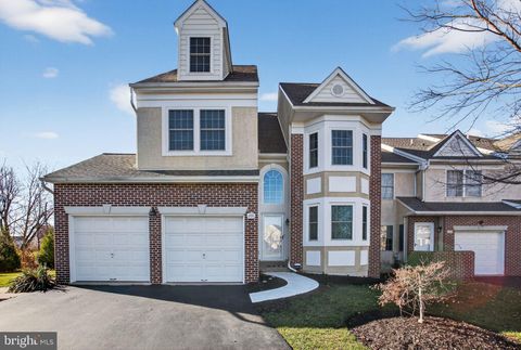 201 VICTORIA COURT AMBLER PA 19002