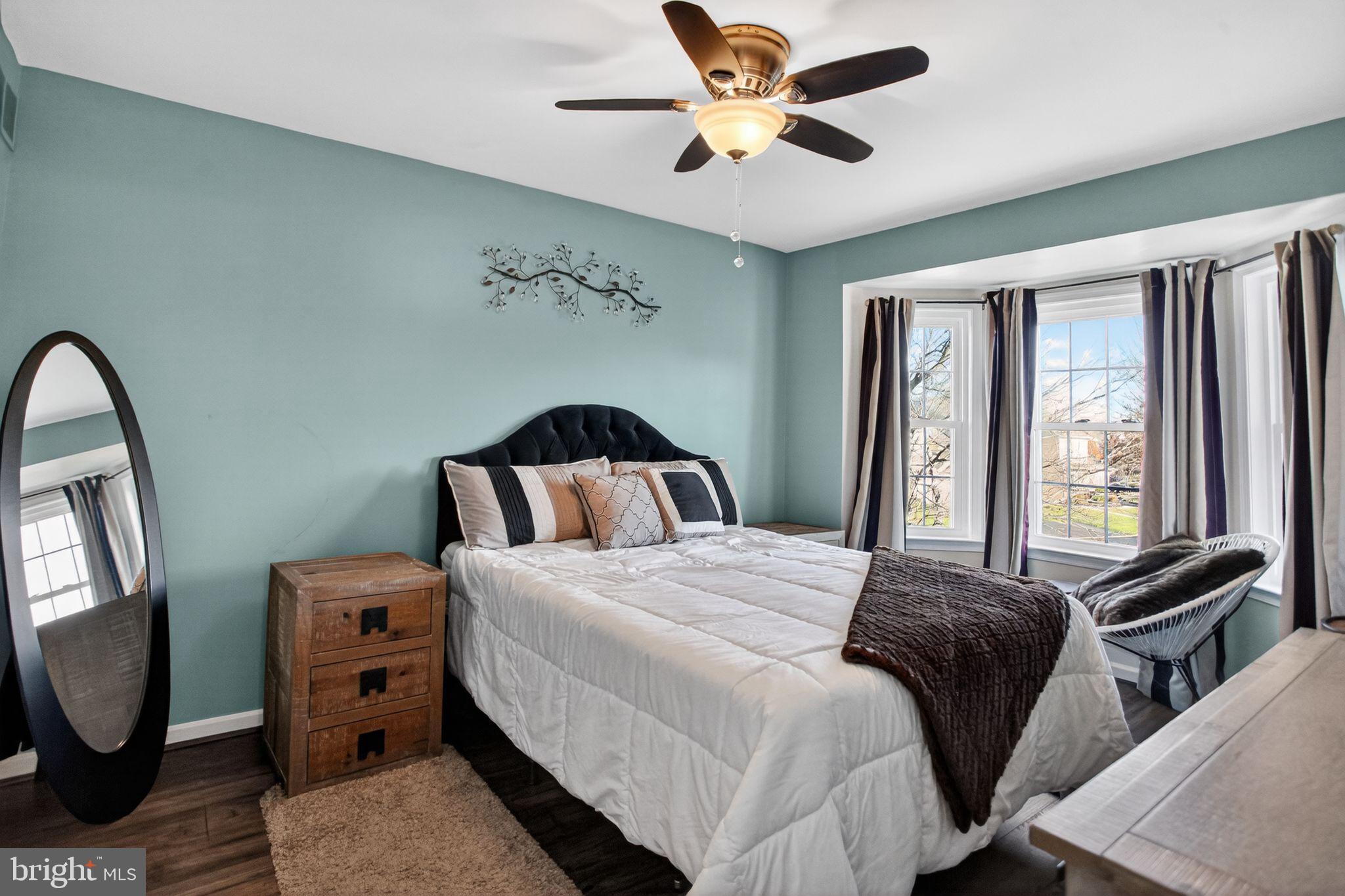 BELLE AIRE - Residential