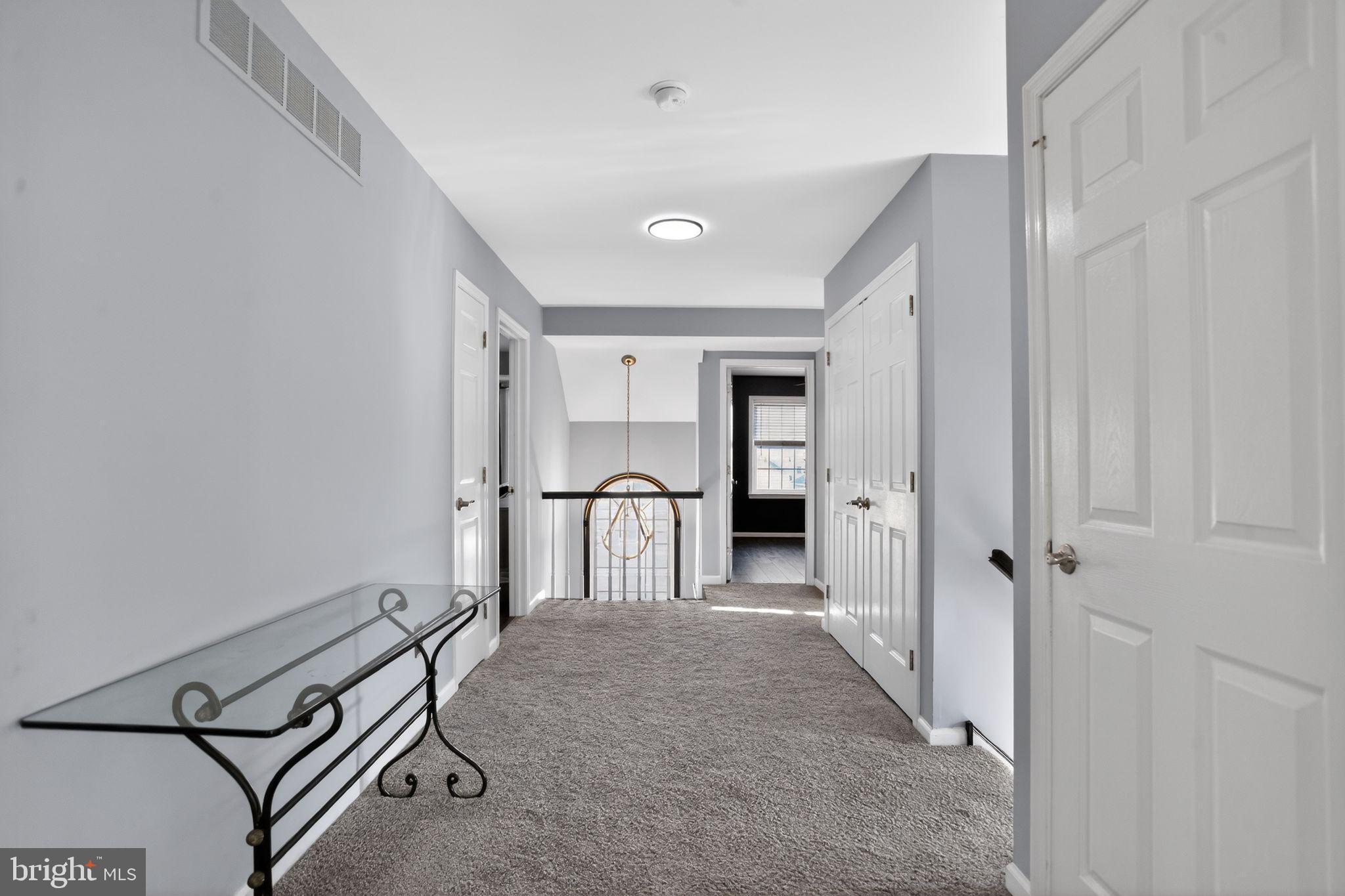 BELLE AIRE - Residential