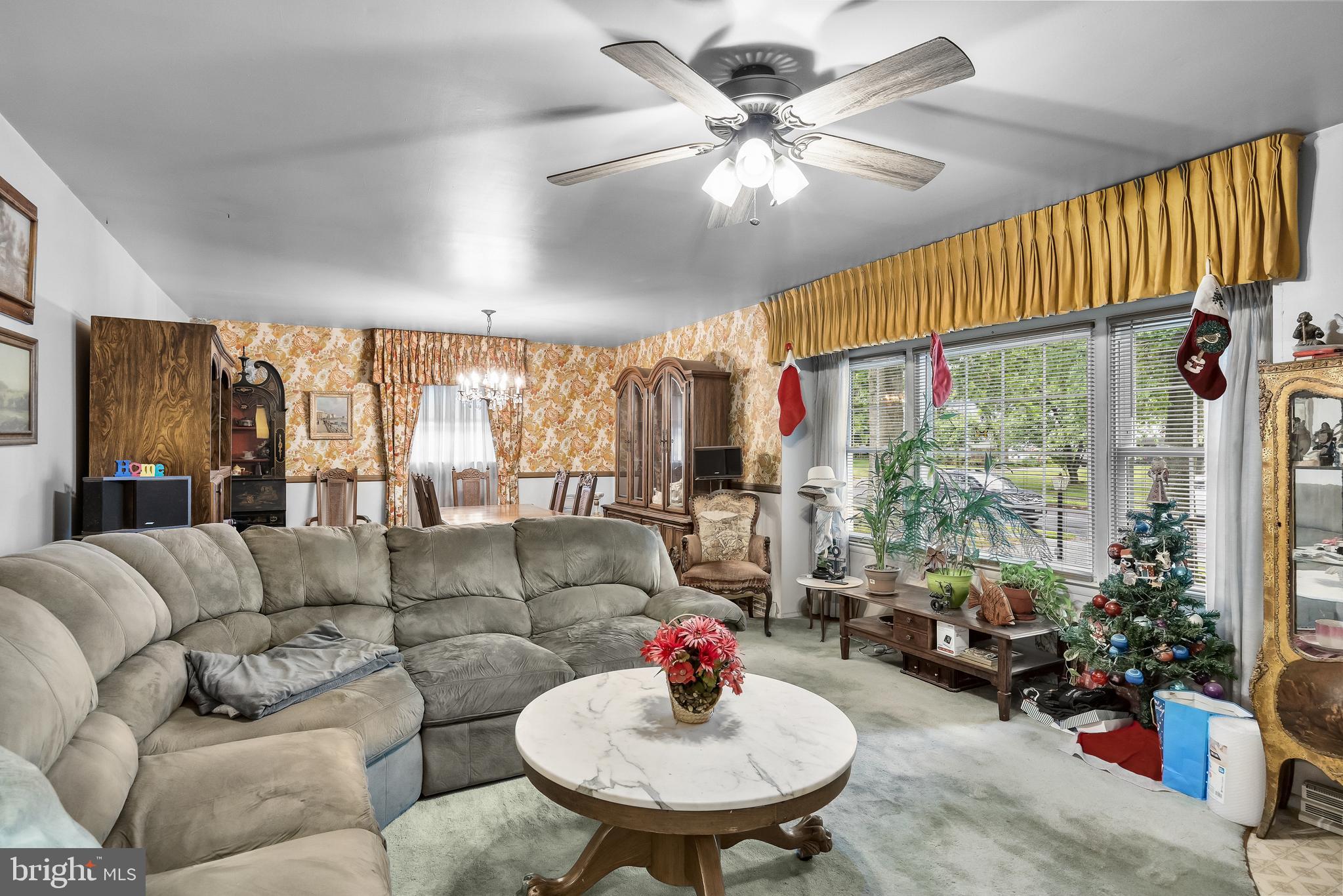 606 HAMILTON DRIVE