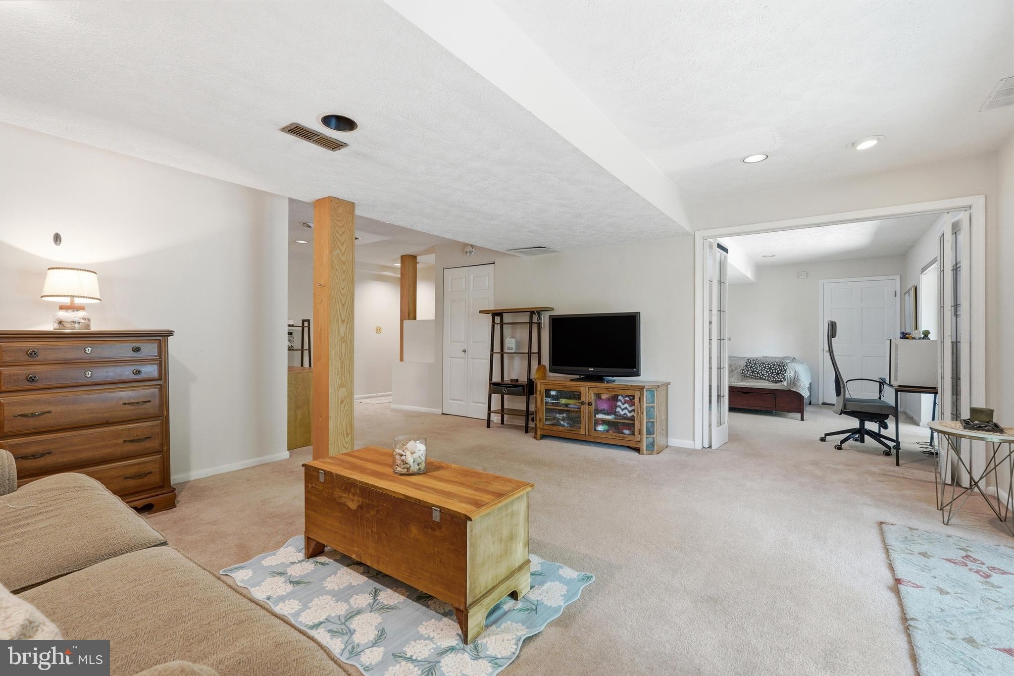 STEWARTS LANDING - Residential