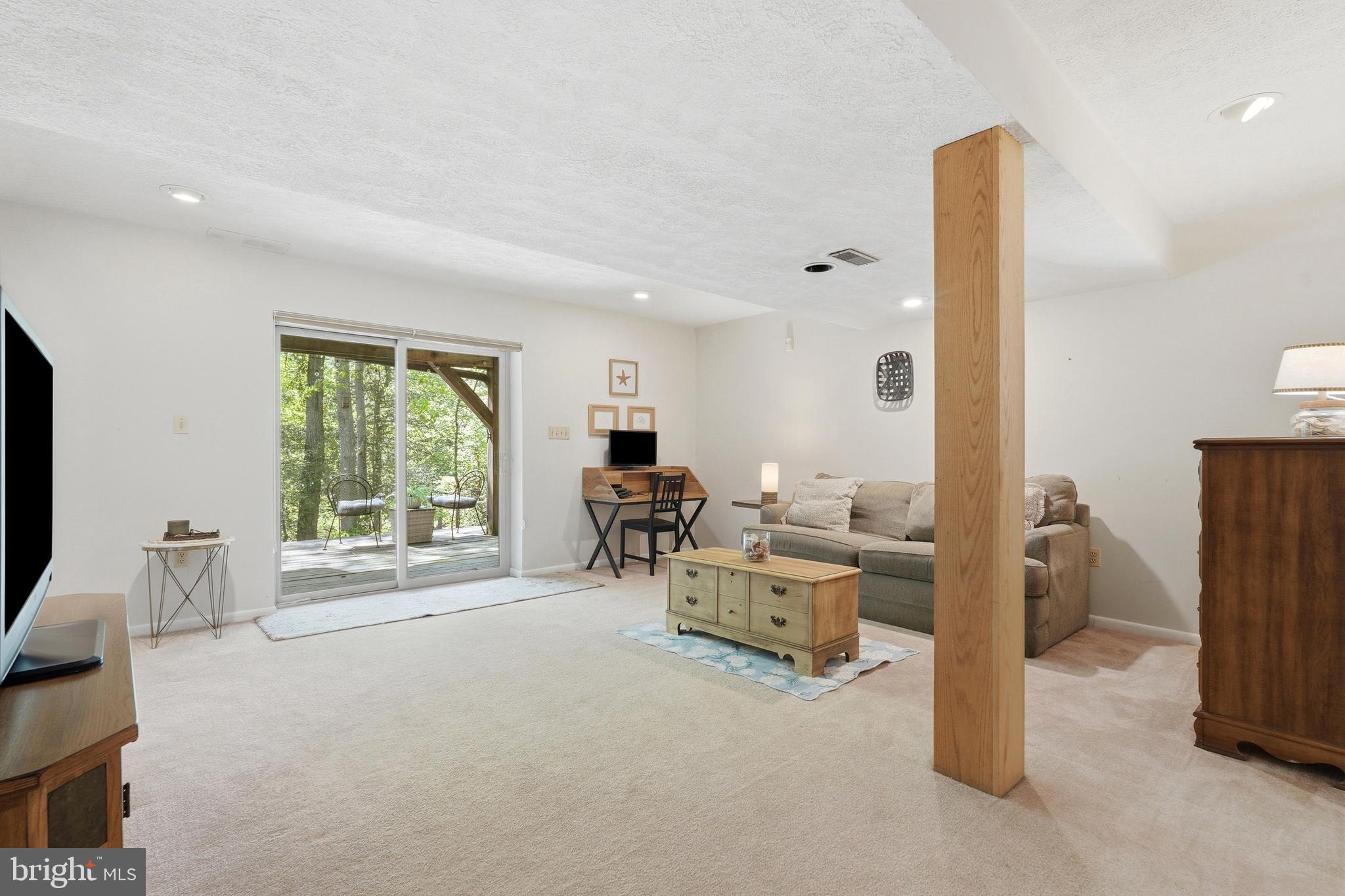 STEWARTS LANDING - Residential