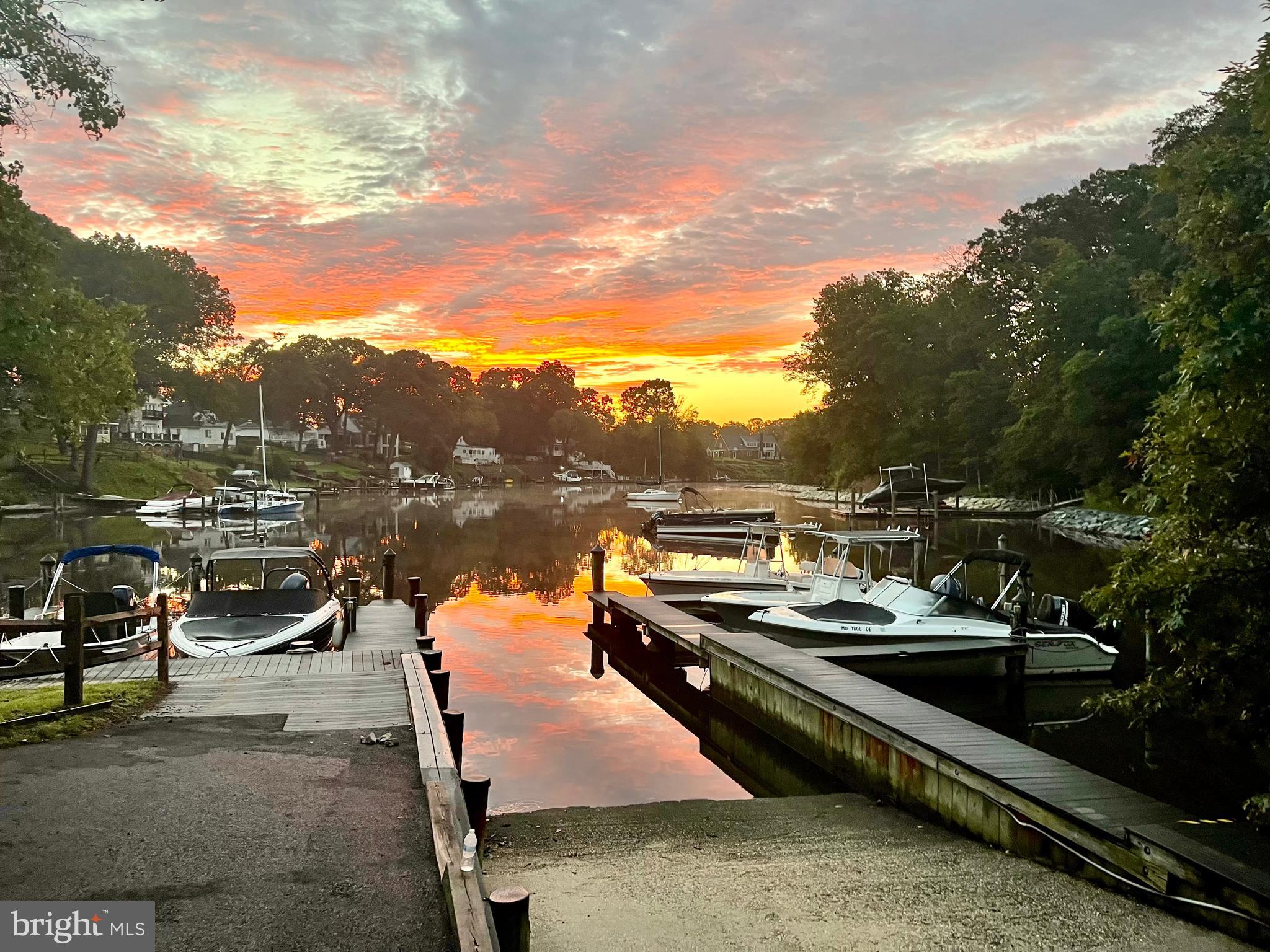 STEWARTS LANDING - Residential