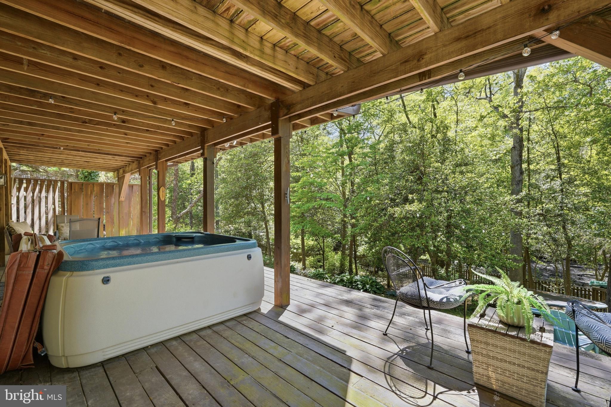STEWARTS LANDING - Residential
