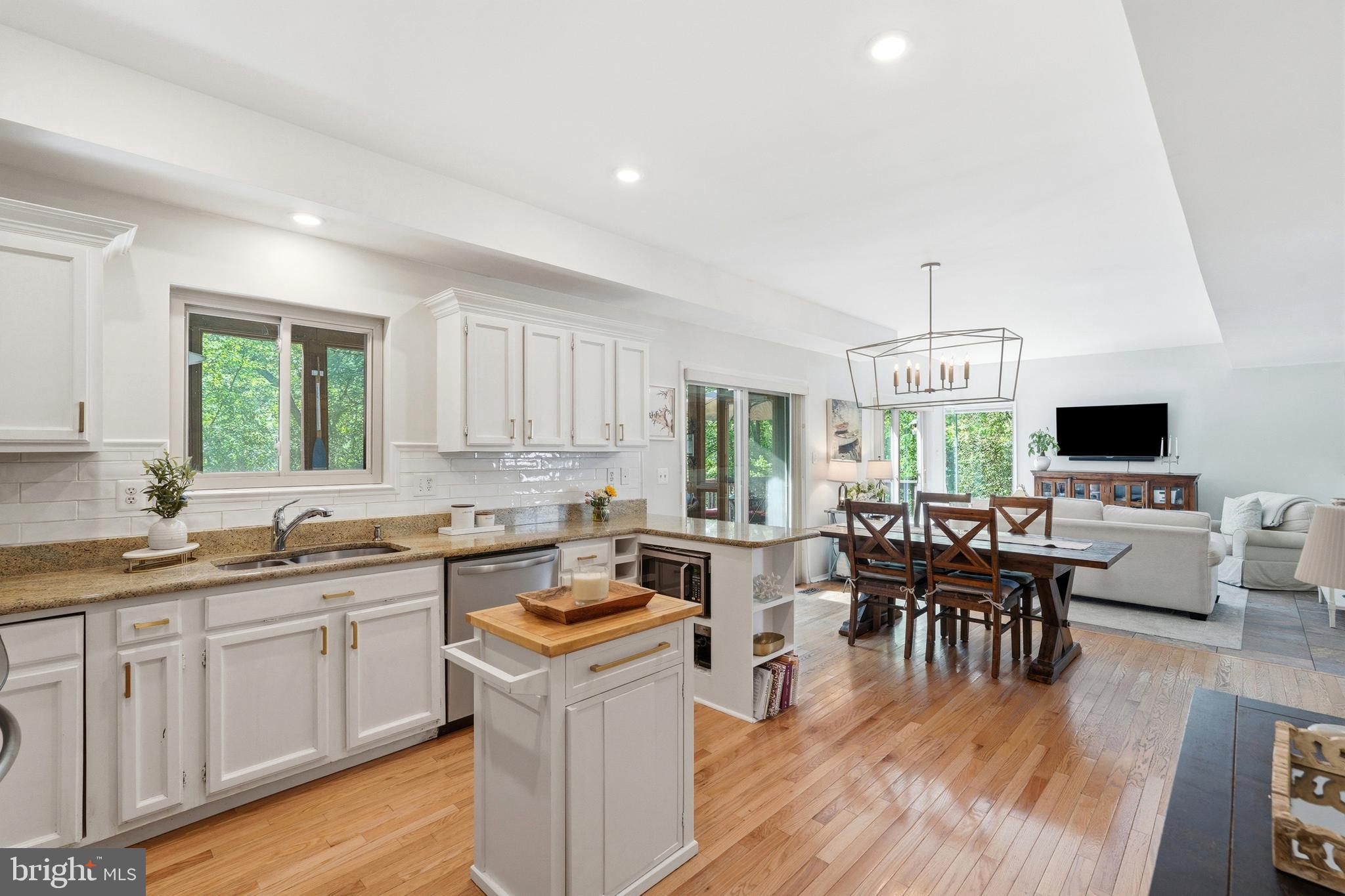 STEWARTS LANDING - Residential
