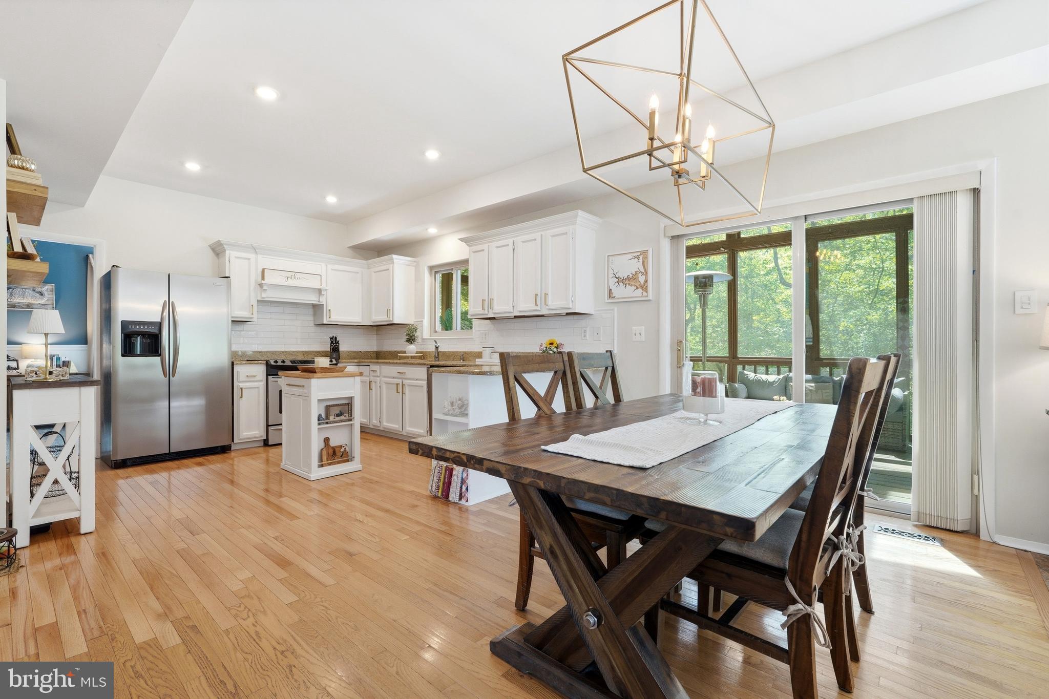 STEWARTS LANDING - Residential