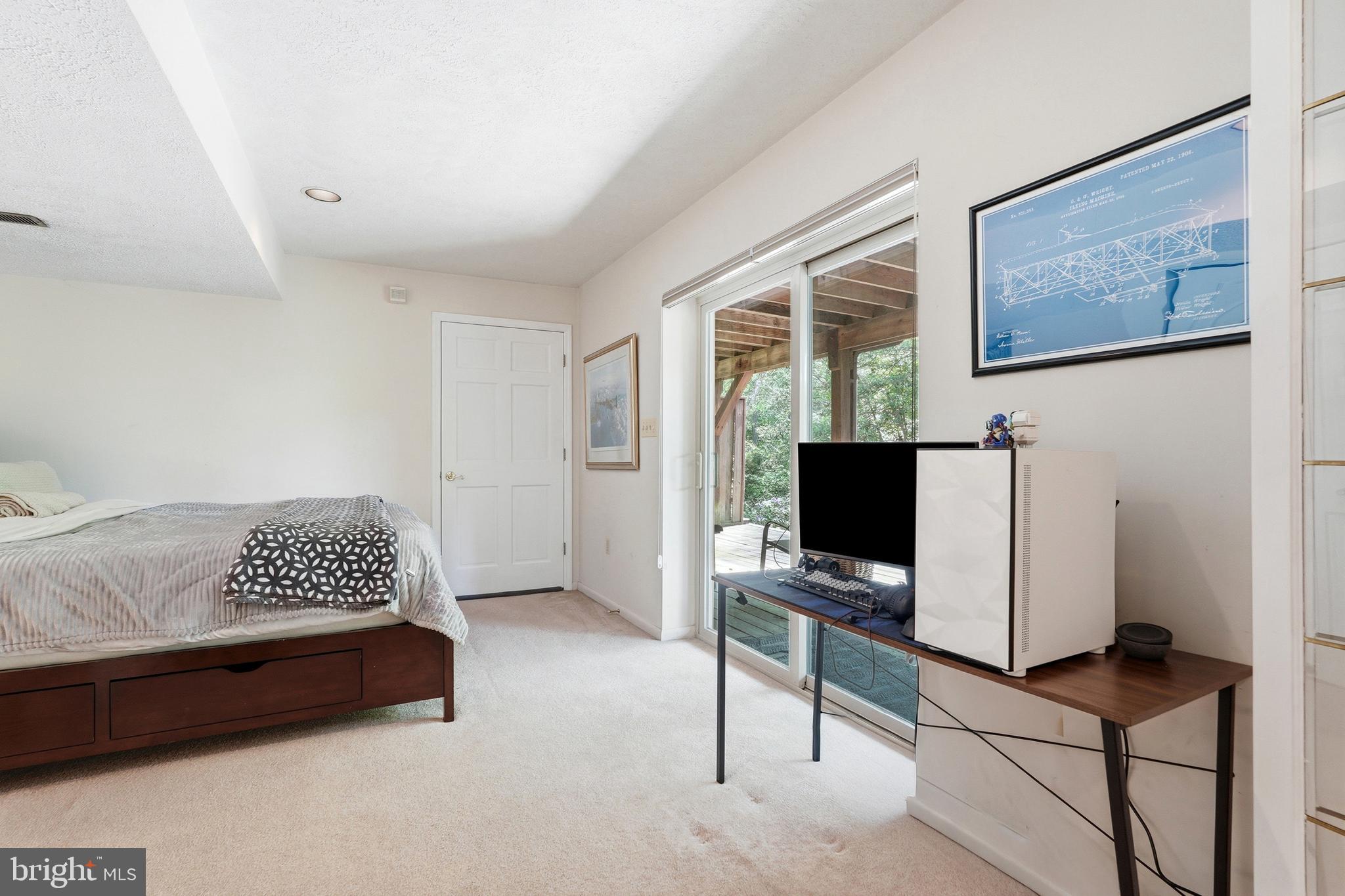 STEWARTS LANDING - Residential