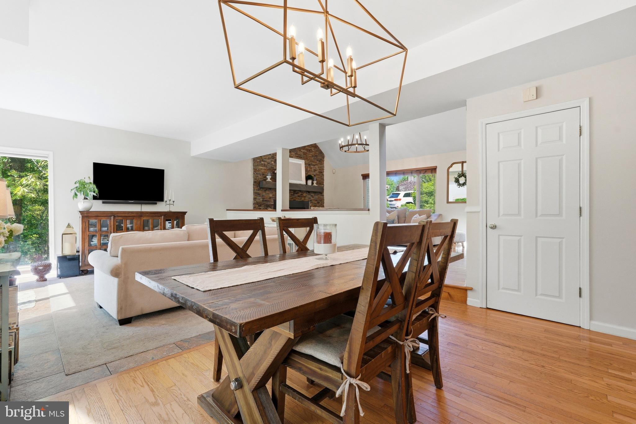 STEWARTS LANDING - Residential