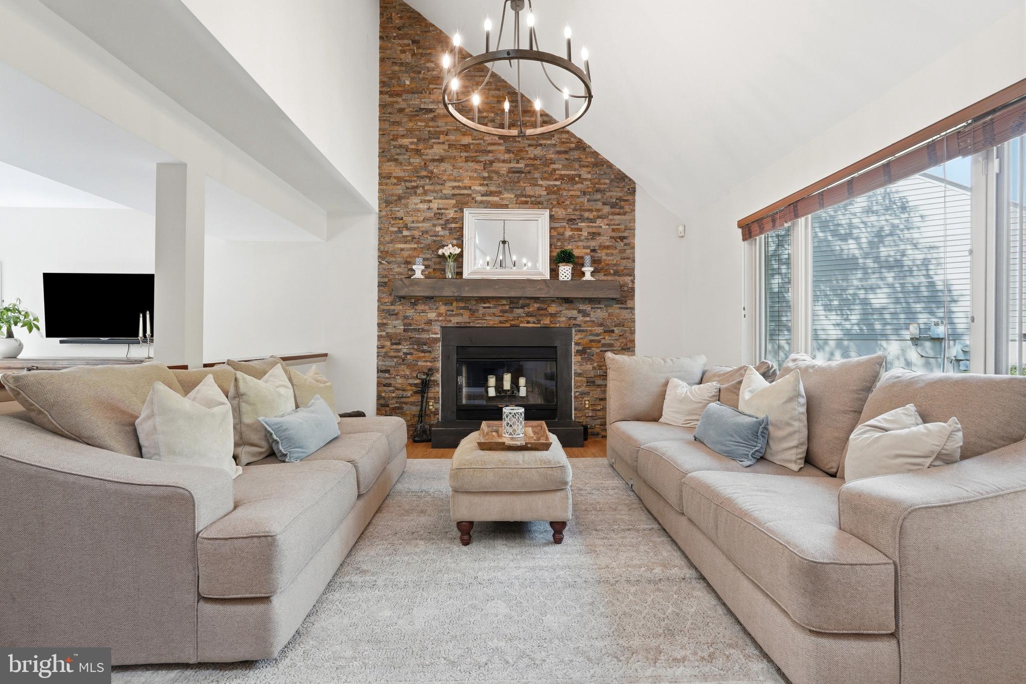 STEWARTS LANDING - Residential