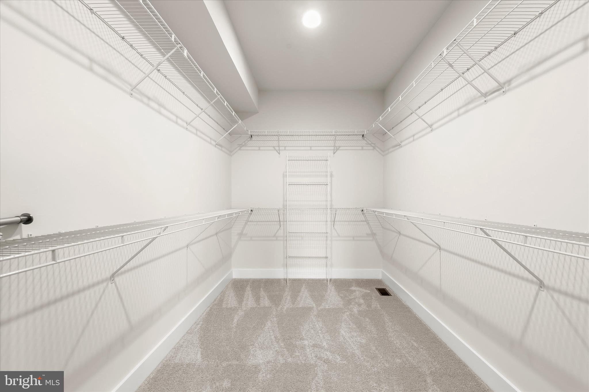 FREELAND - Residential