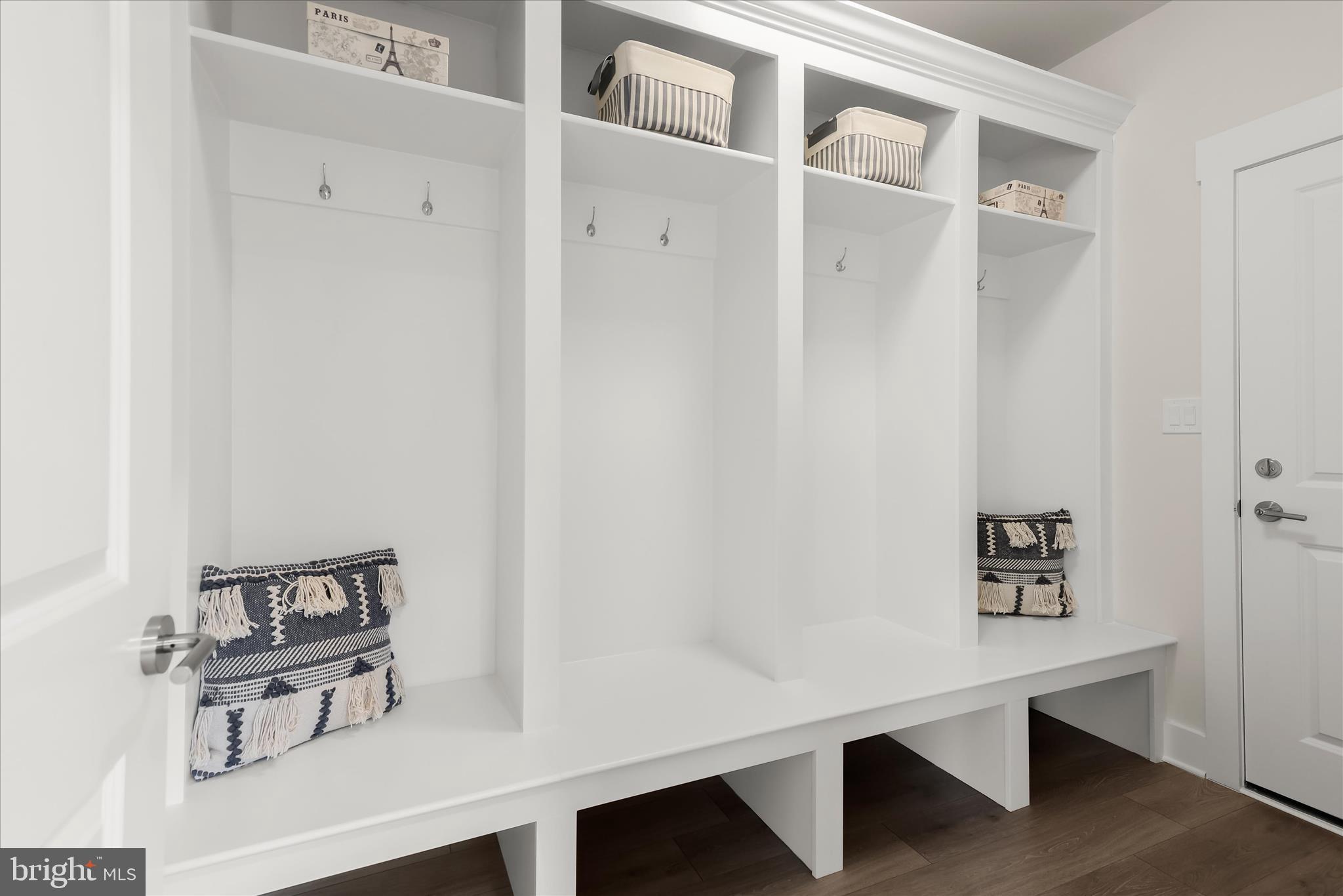 FREELAND - Residential