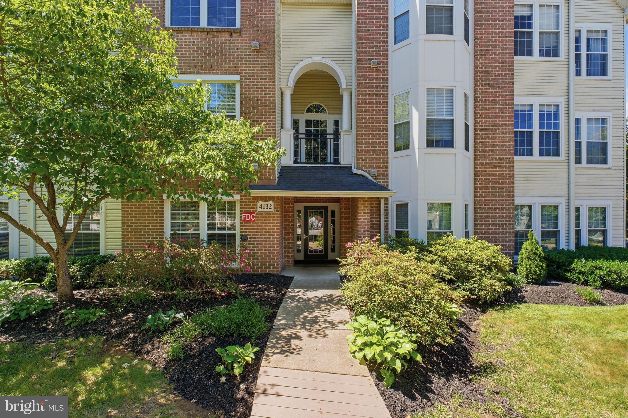 4132 FOUNTAINSIDE LANE 101
