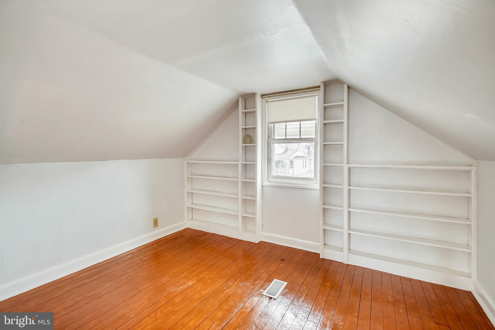 GRACELAND PARK - Residential