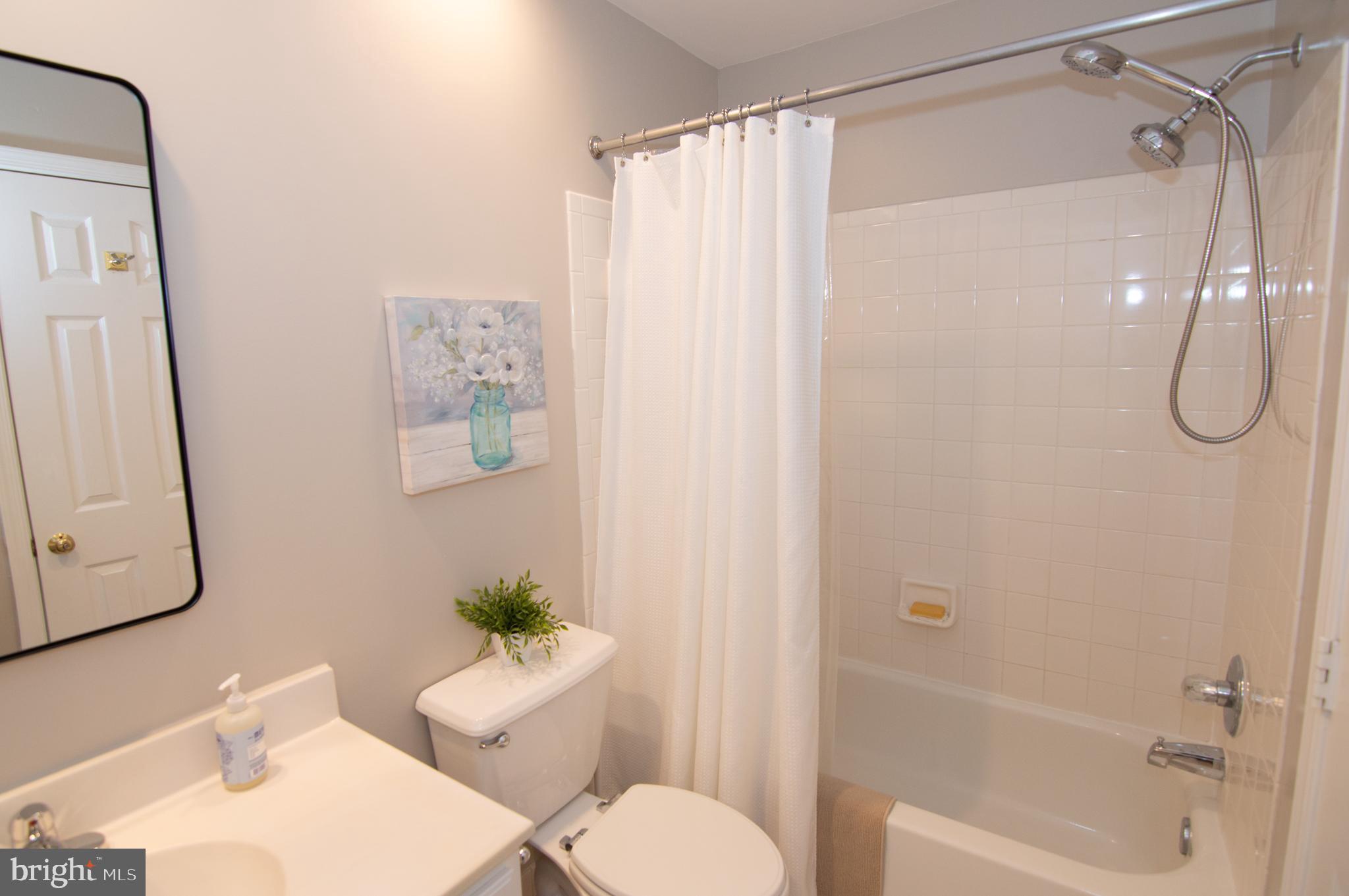 BALDWIN GROVE - Residential