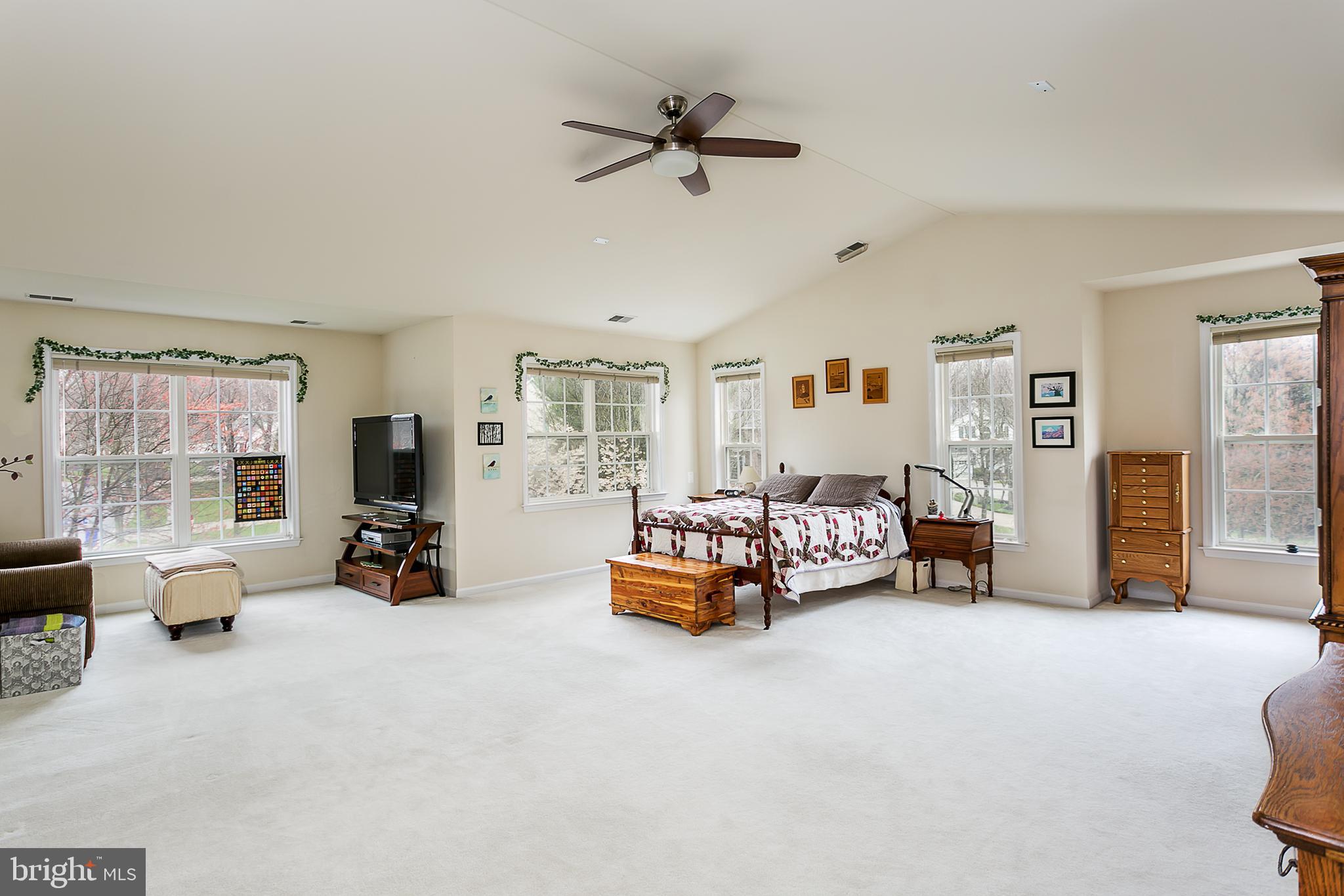 VILLAGE OF RIVER HILL - Residential