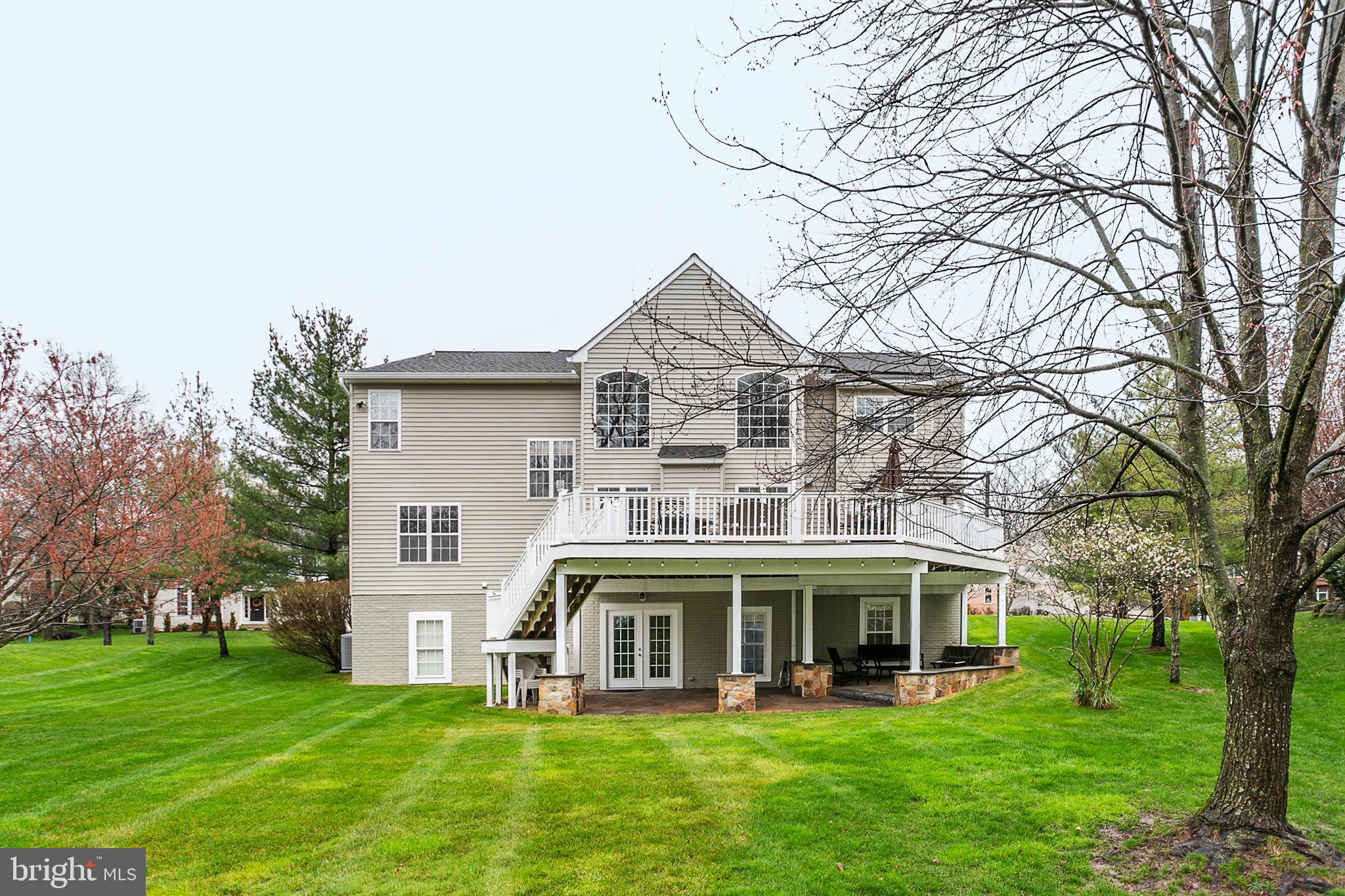 VILLAGE OF RIVER HILL - Residential