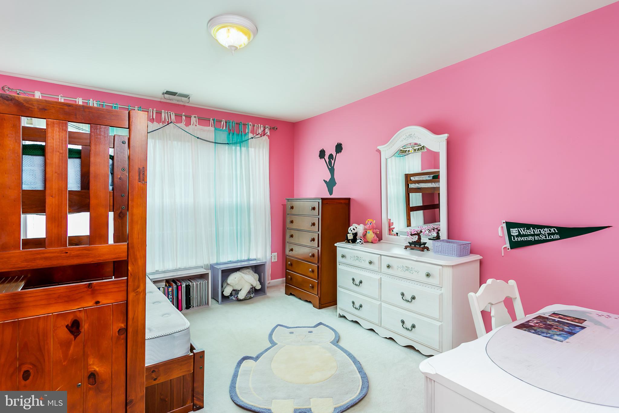 VILLAGE OF RIVER HILL - Residential