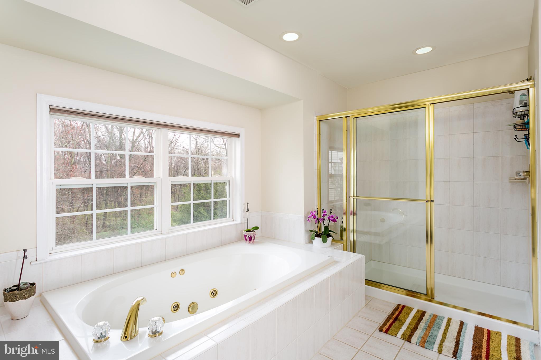 VILLAGE OF RIVER HILL - Residential