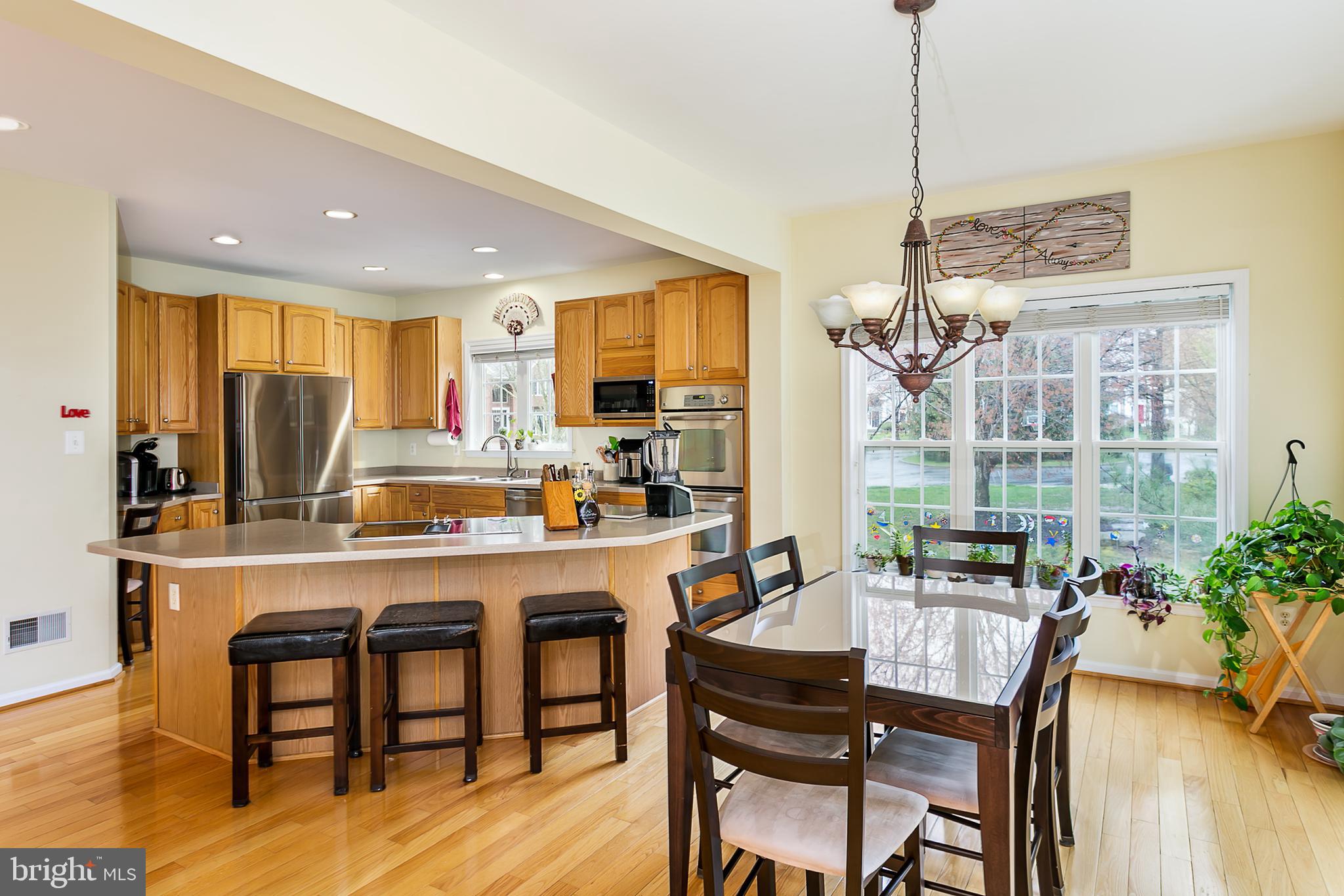 VILLAGE OF RIVER HILL - Residential