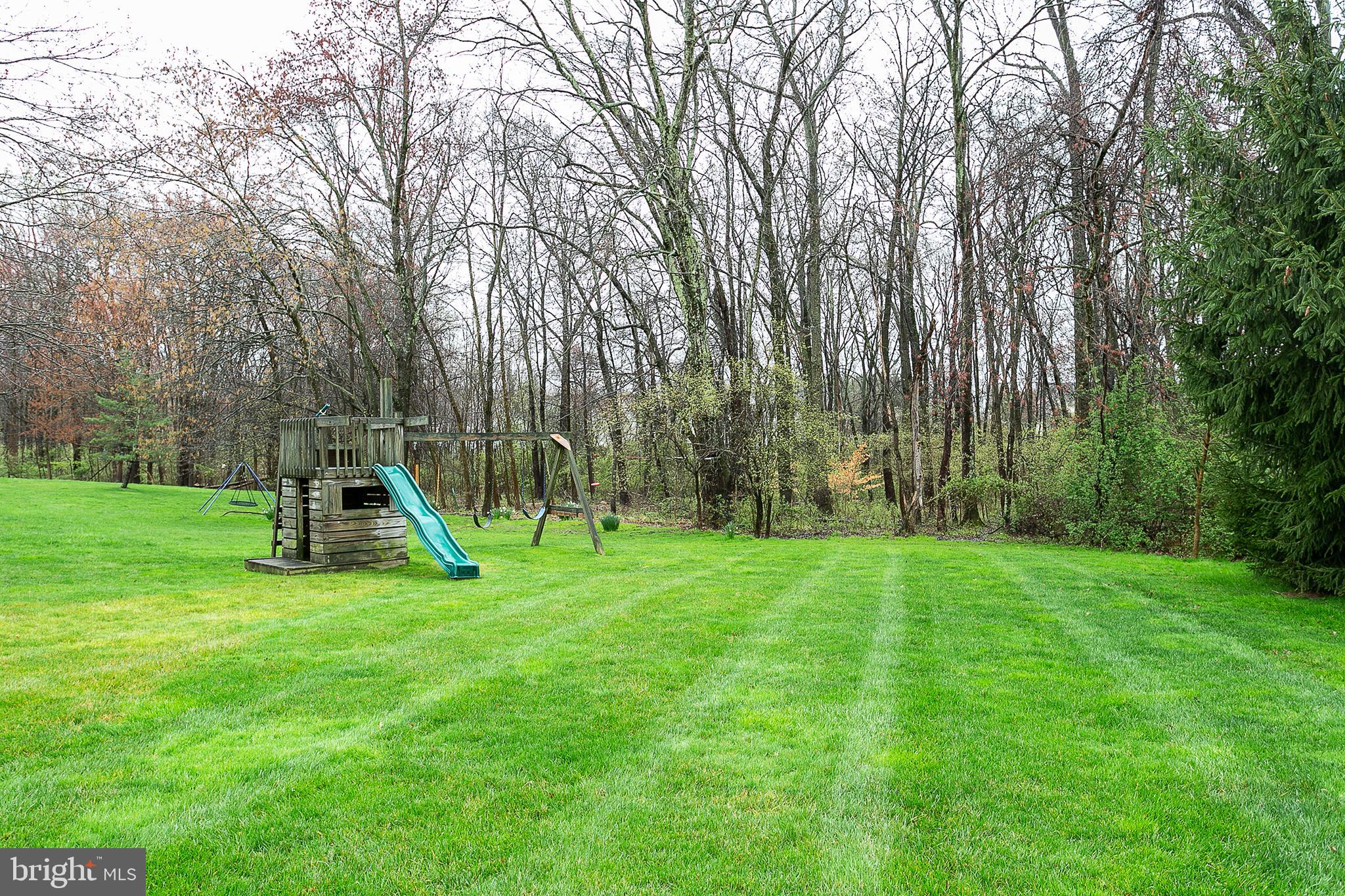 VILLAGE OF RIVER HILL - Residential