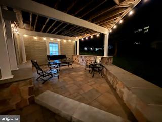 VILLAGE OF RIVER HILL - Residential