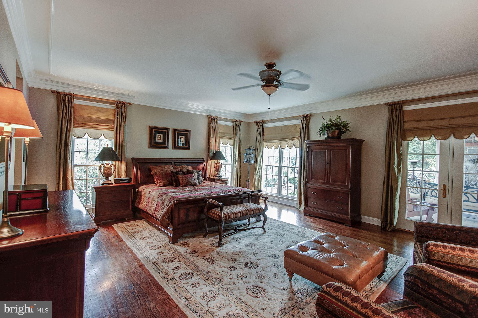 SENECA KNOLL - Residential