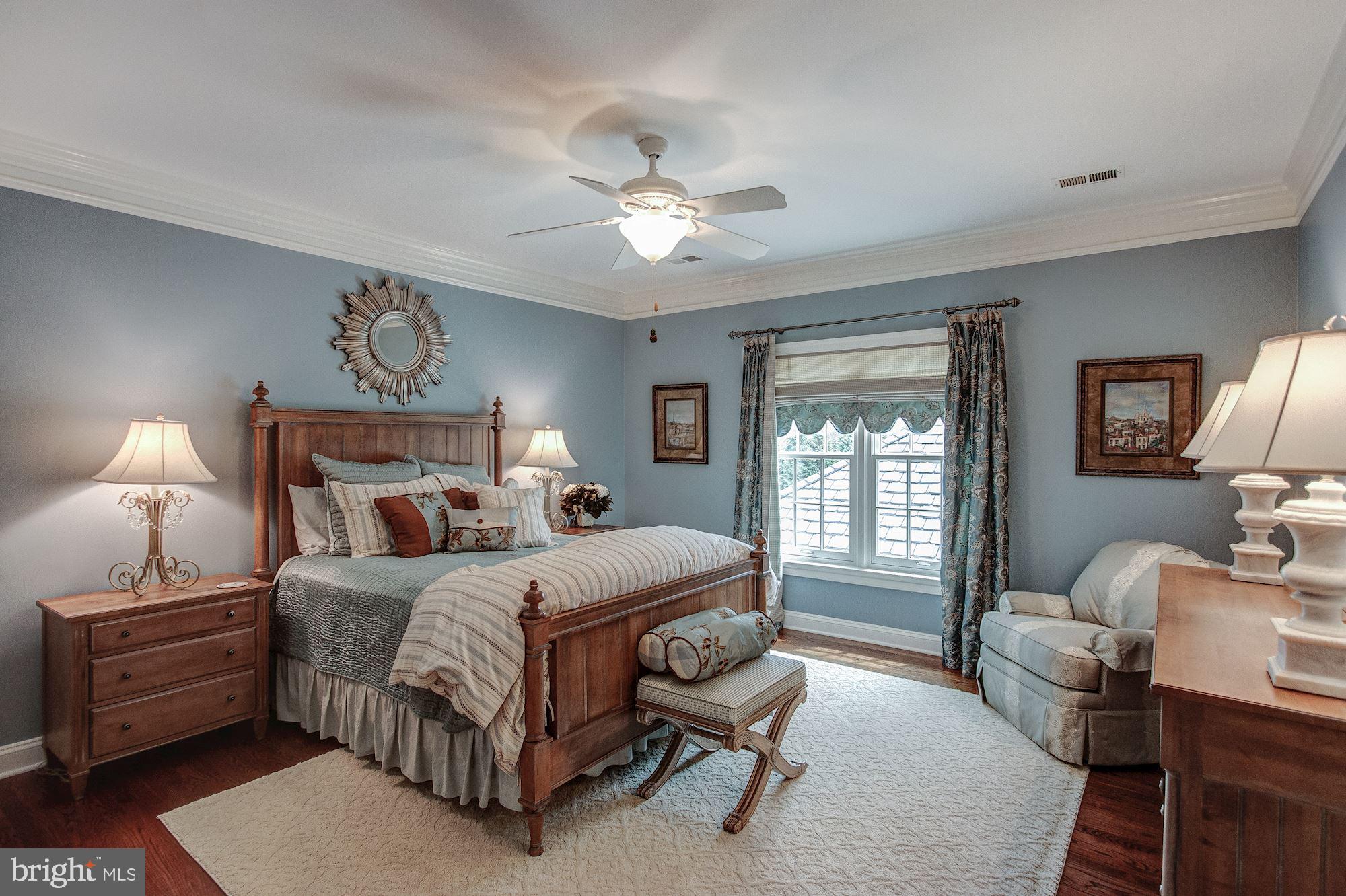 SENECA KNOLL - Residential