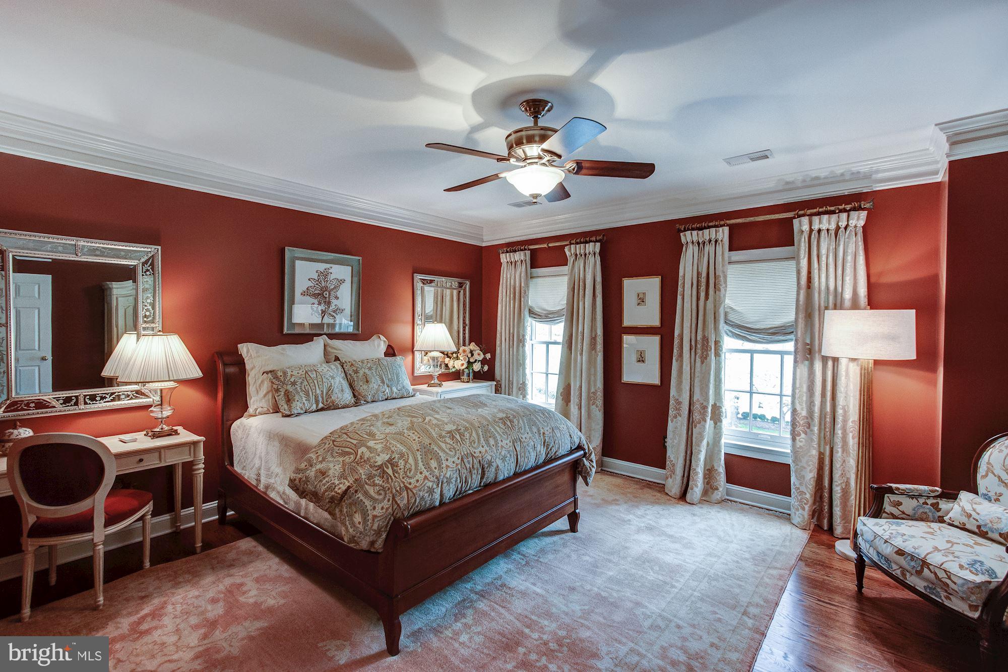 SENECA KNOLL - Residential