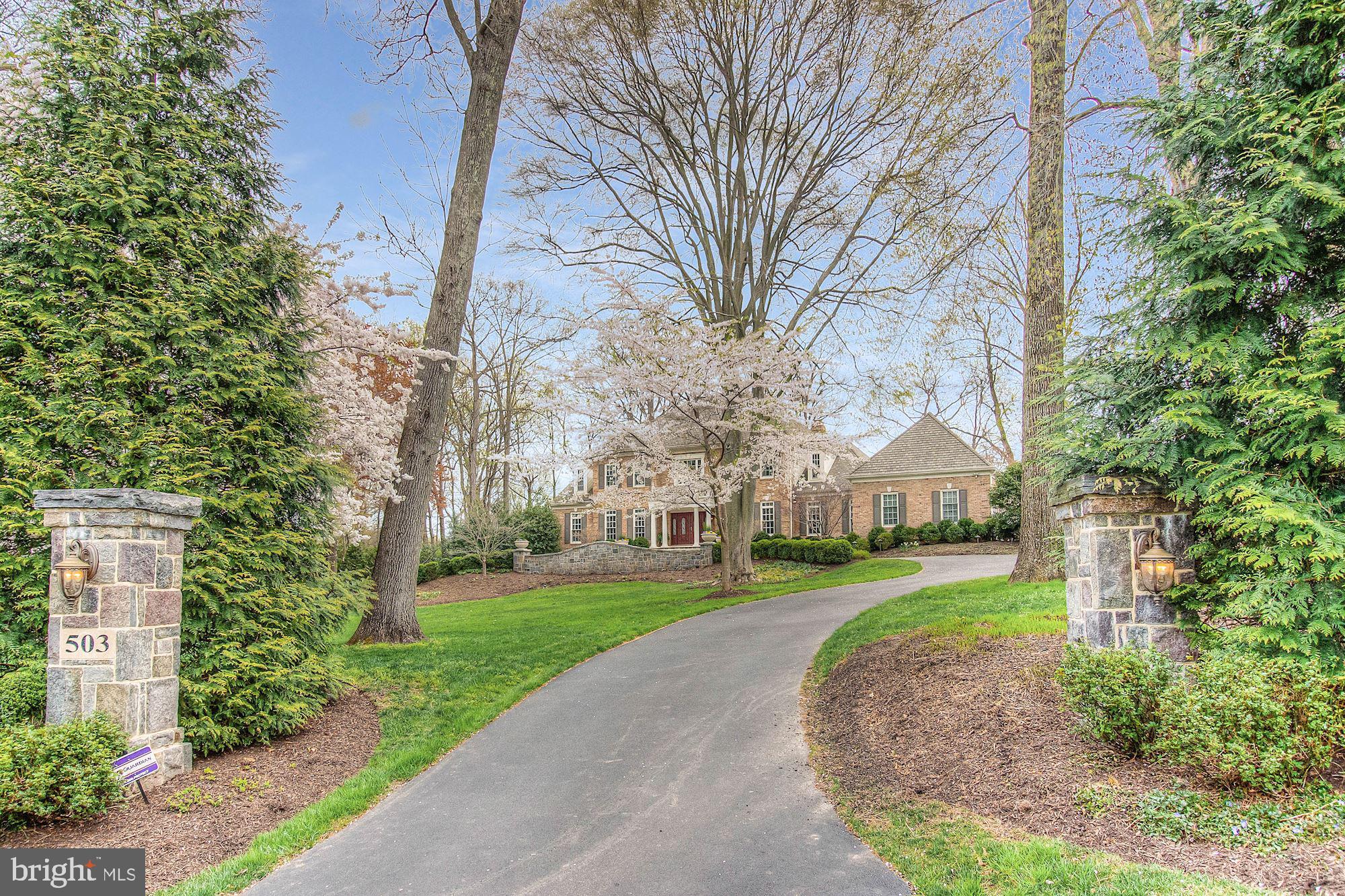 SENECA KNOLL - Residential