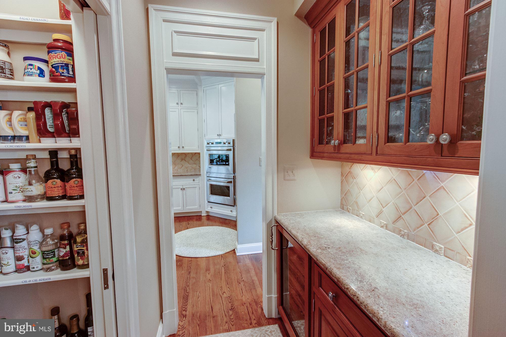 SENECA KNOLL - Residential